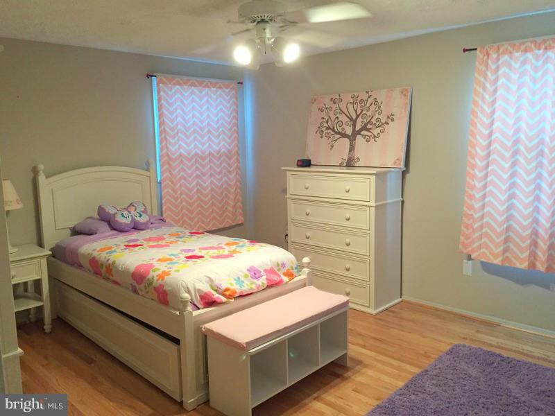 OAK SPRINGS - Residential Lease