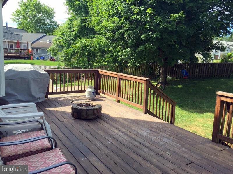 OAK SPRINGS - Residential Lease