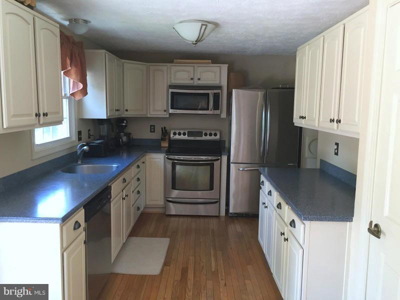 OAK SPRINGS - Residential Lease