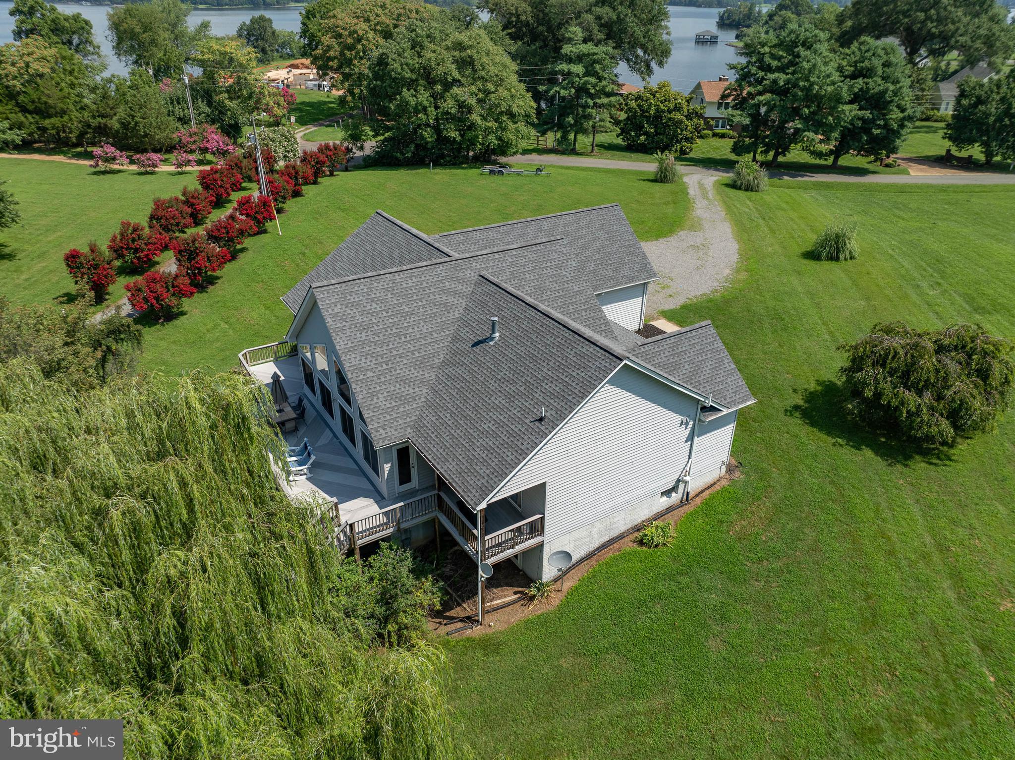 BEAR CASTLE - Residential