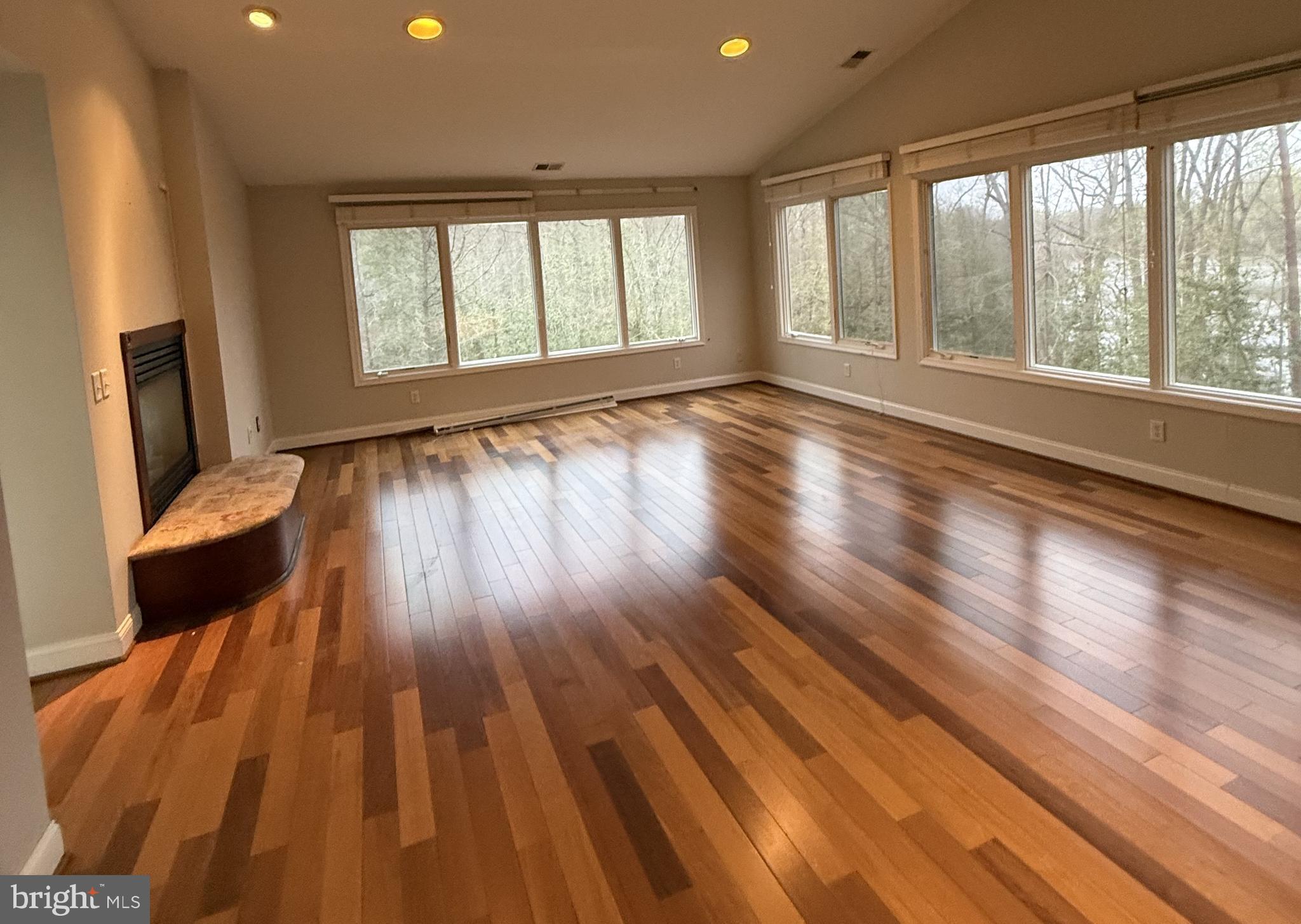 SOUTHDOWN ESTATES - Residential