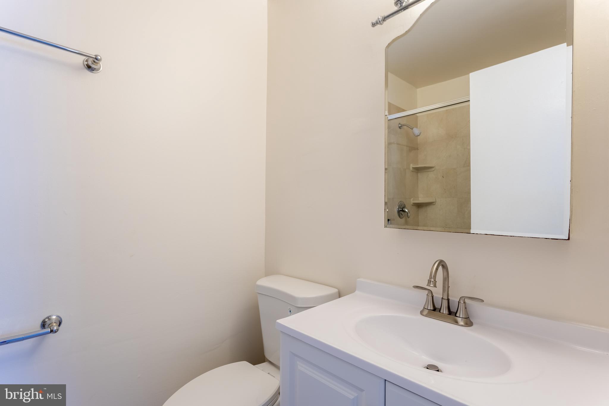 CALVERTON TOWNES - Residential