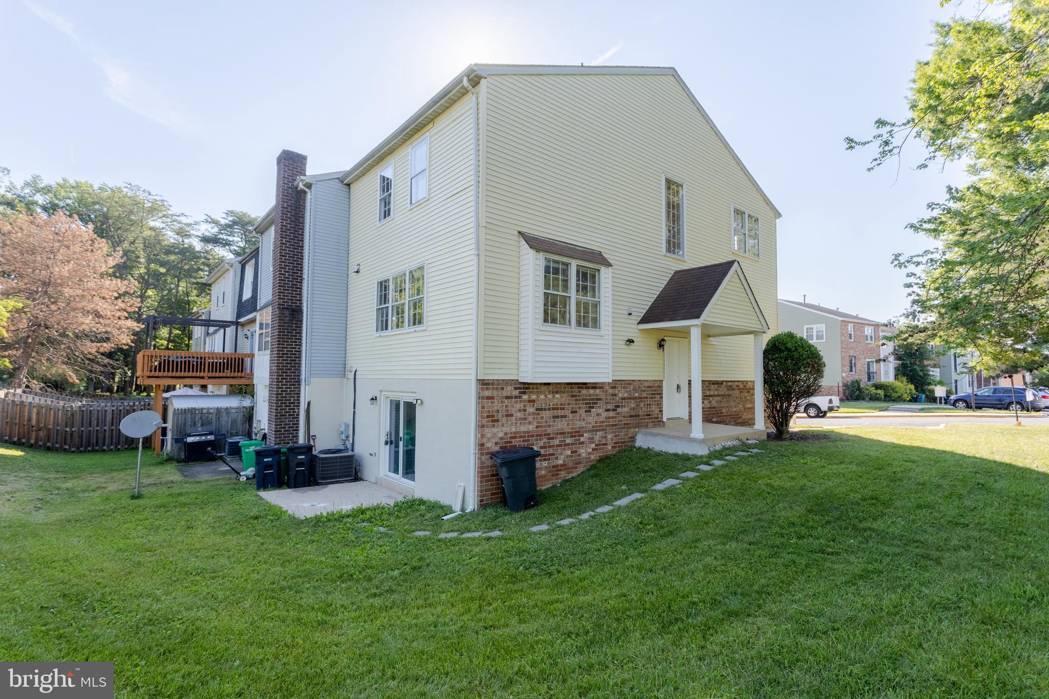 CALVERTON TOWNES - Residential