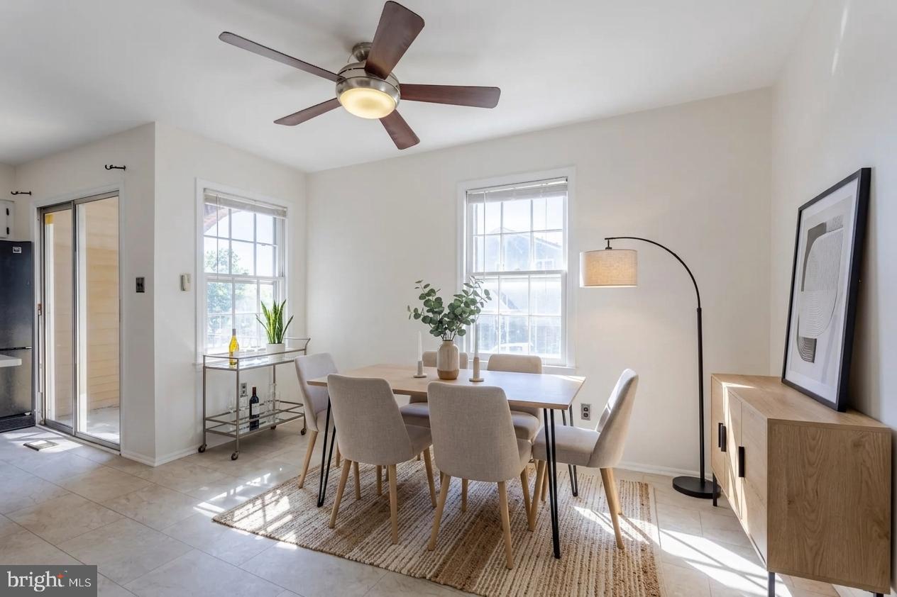 CALVERTON TOWNES - Residential