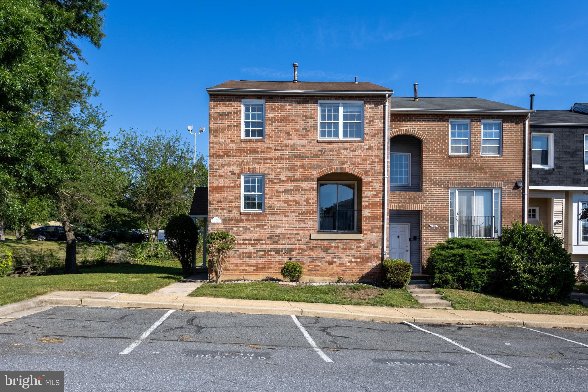 CALVERTON TOWNES - Residential