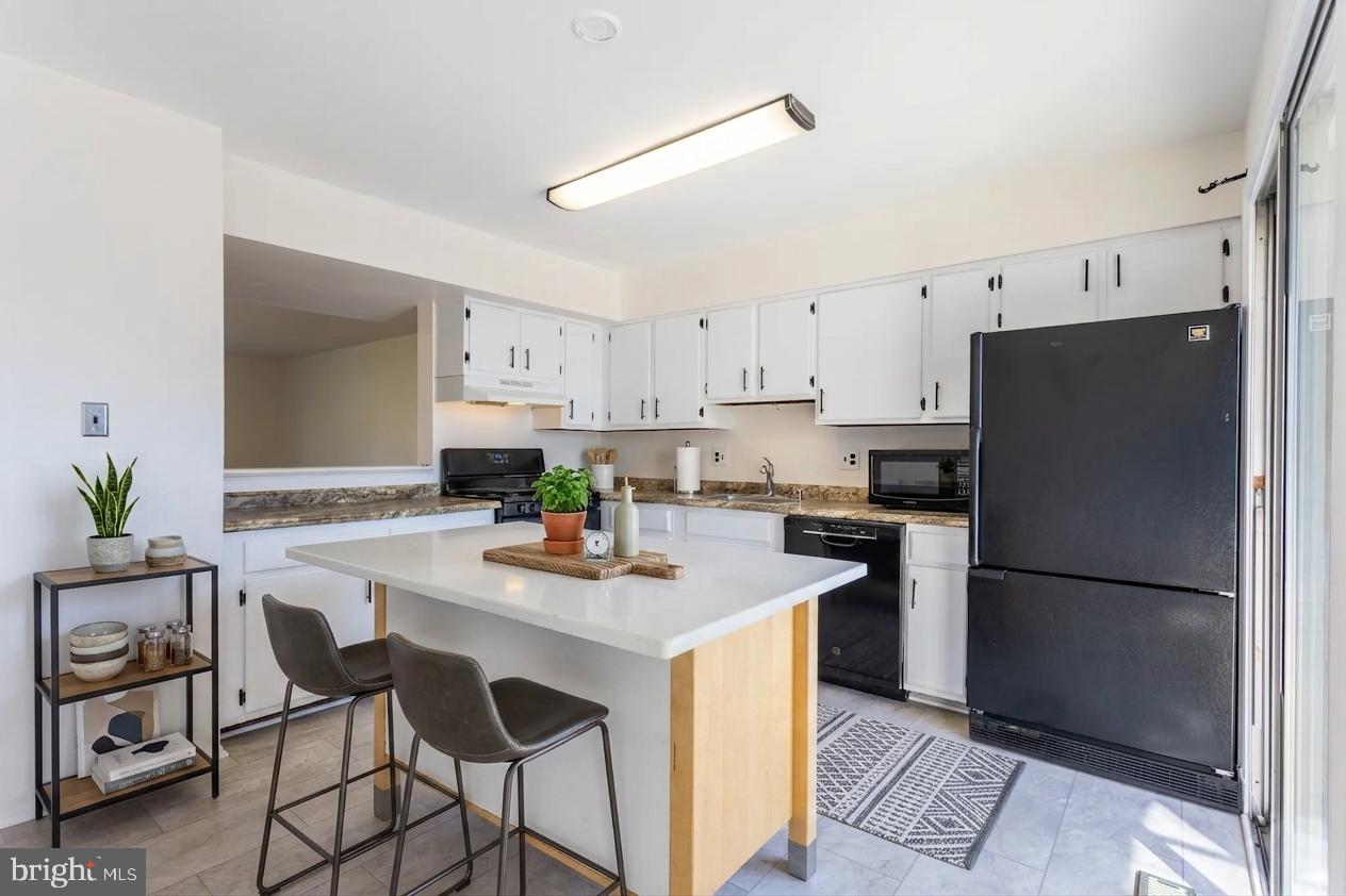 CALVERTON TOWNES - Residential