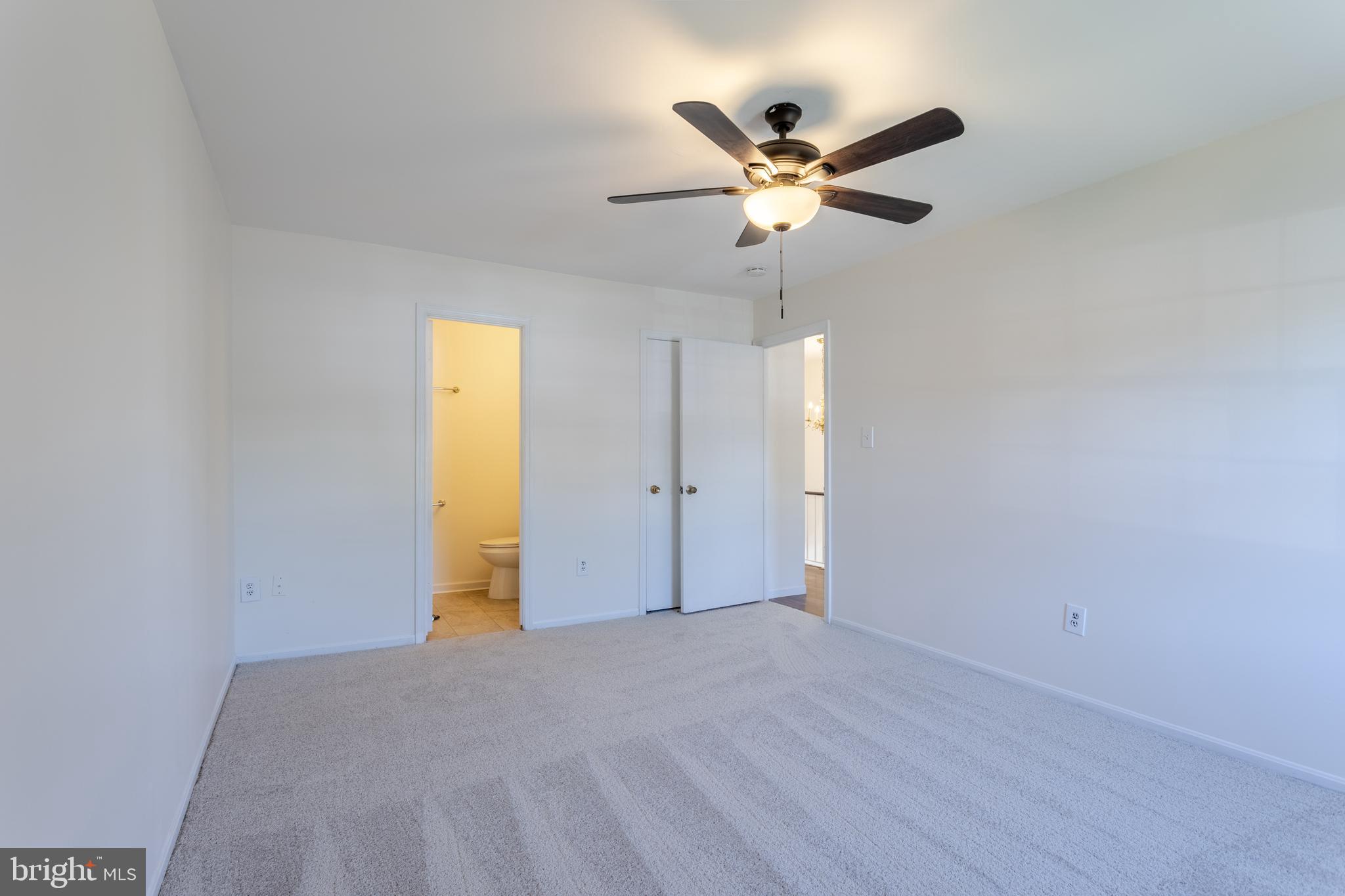 CALVERTON TOWNES - Residential