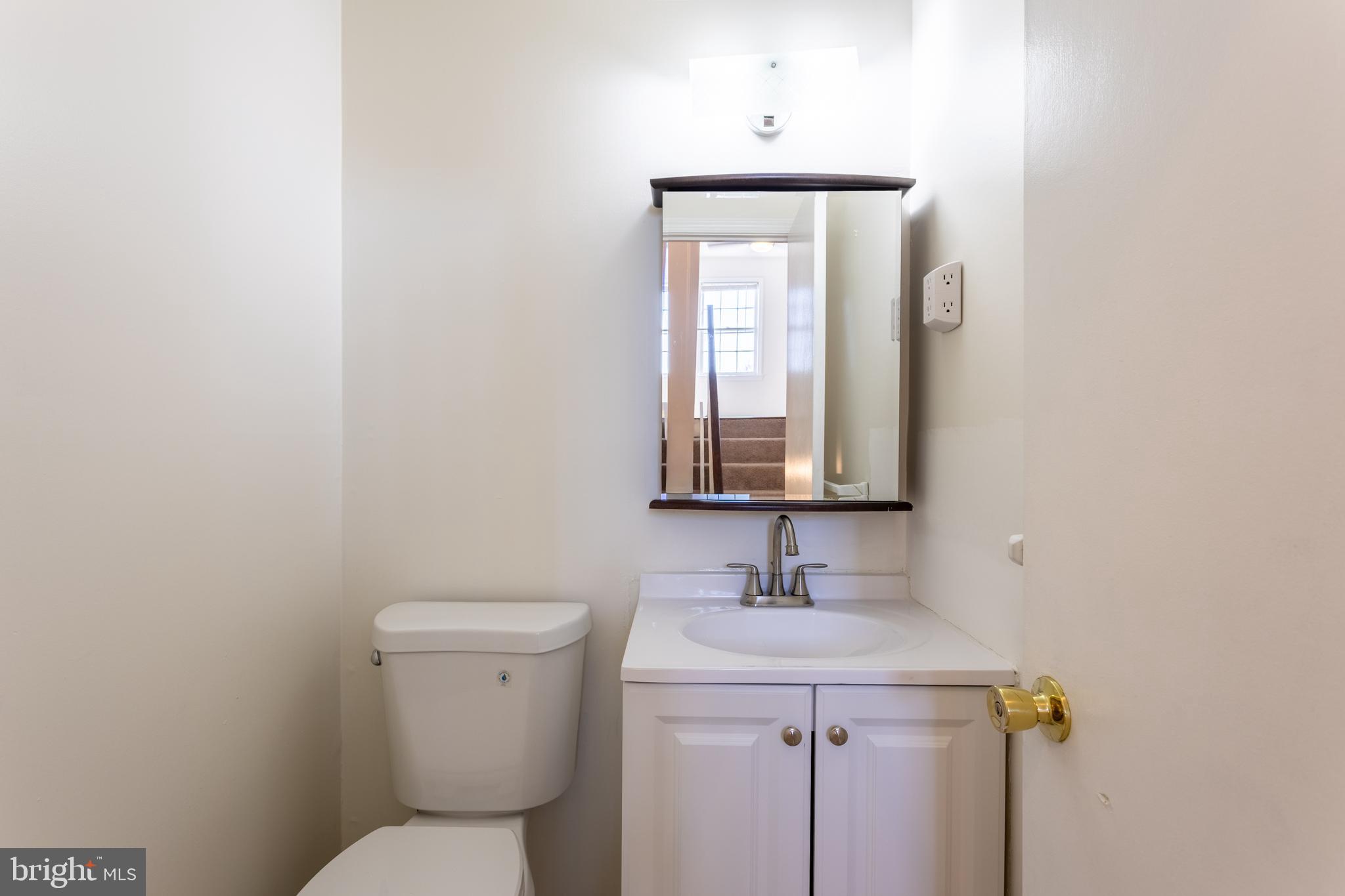 CALVERTON TOWNES - Residential