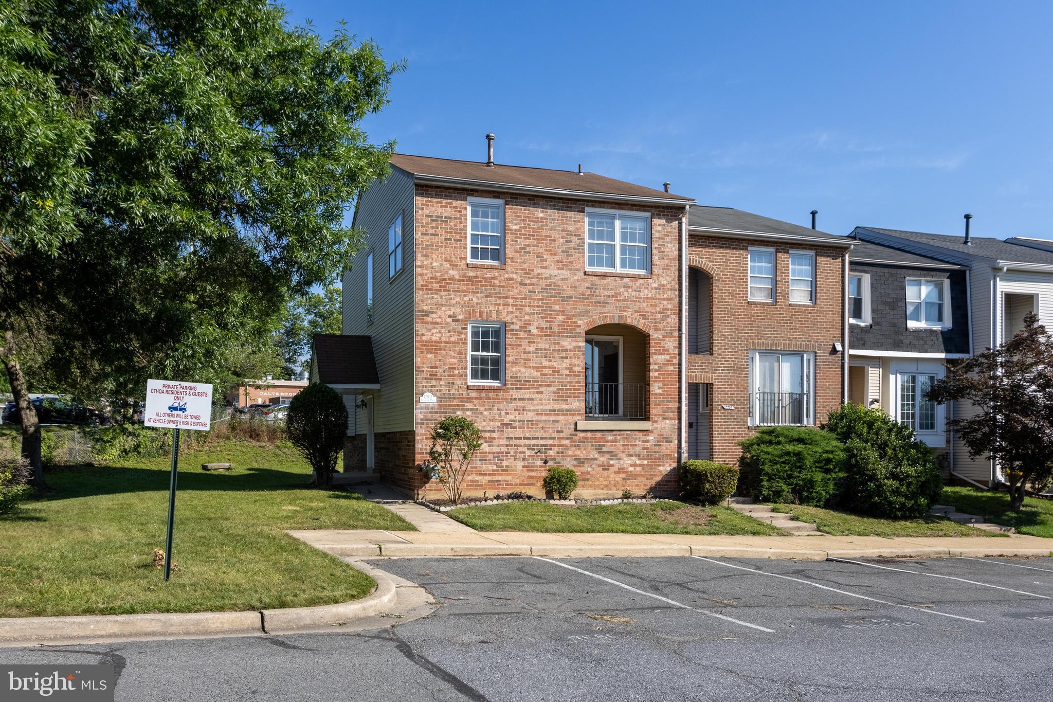 CALVERTON TOWNES - Residential