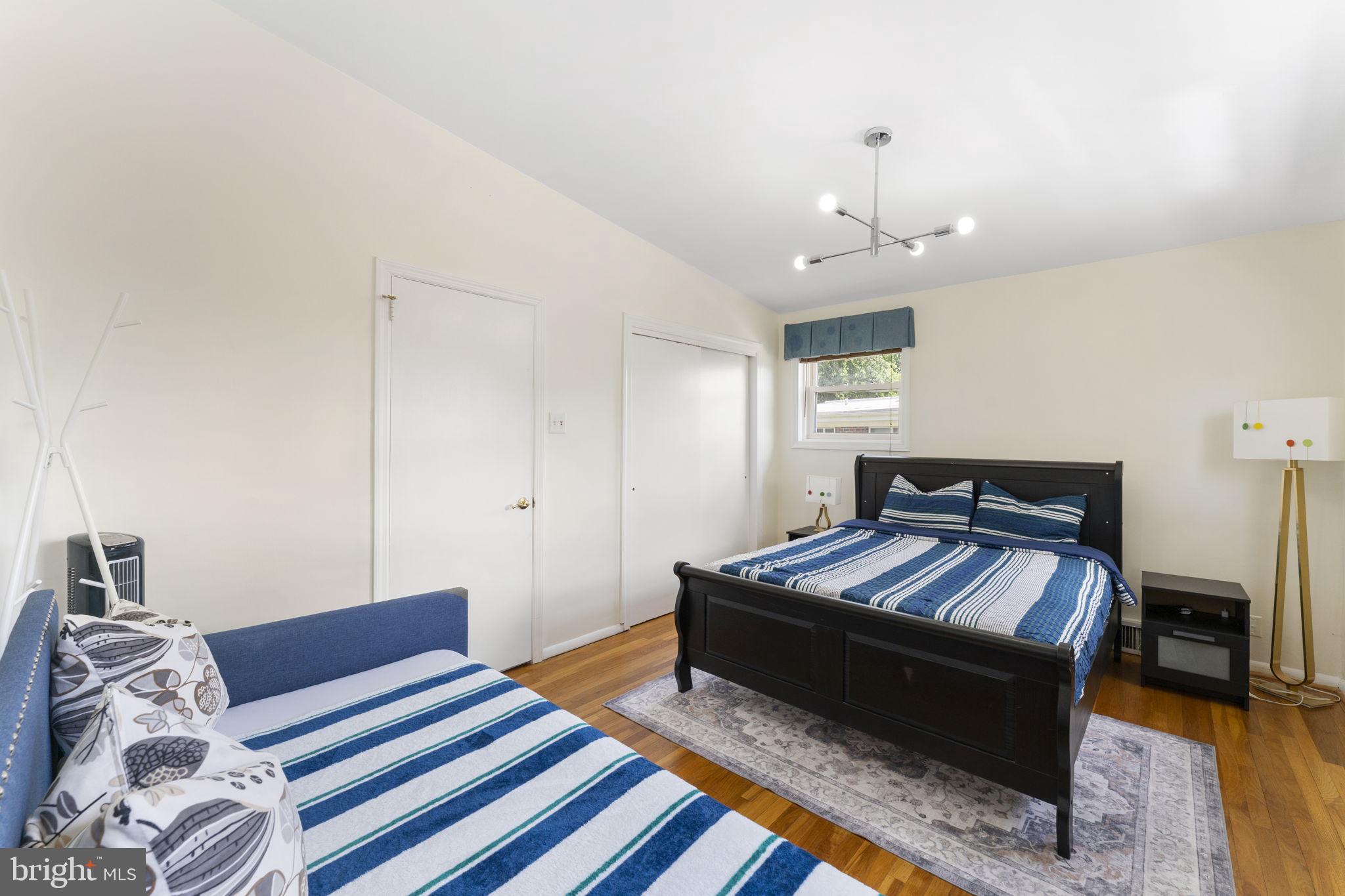 CHATHAM PARK - Residential