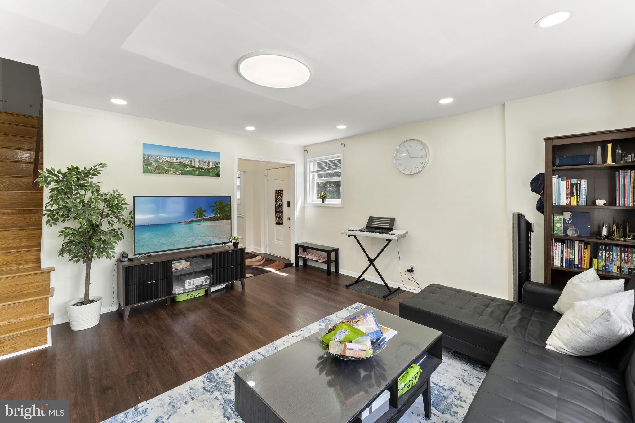 CHATHAM PARK - Residential