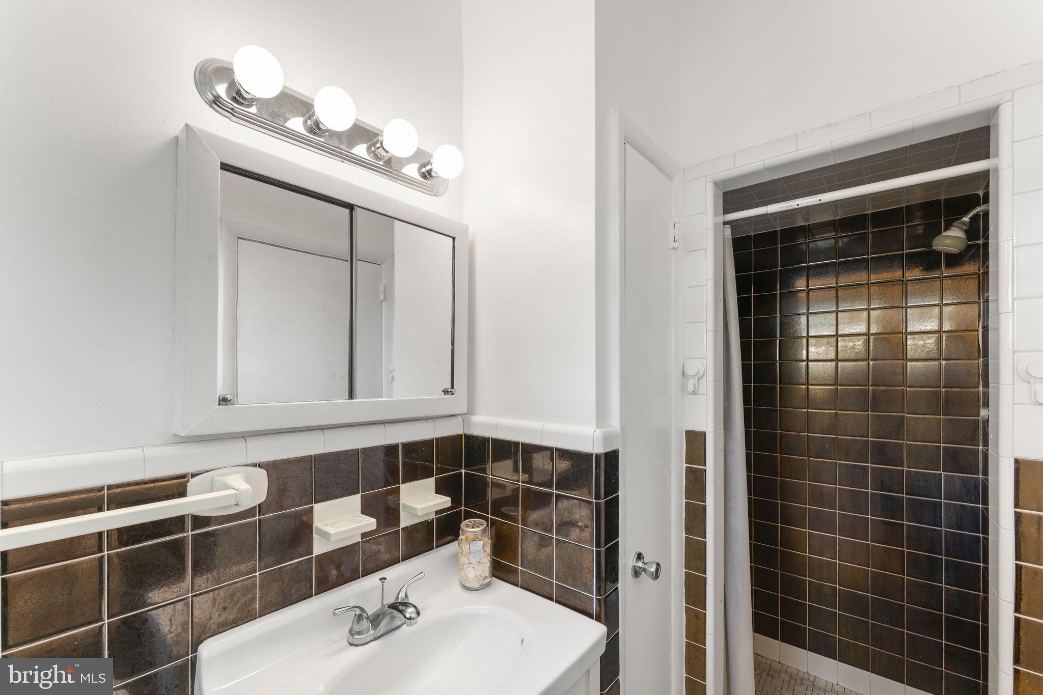 CHATHAM PARK - Residential