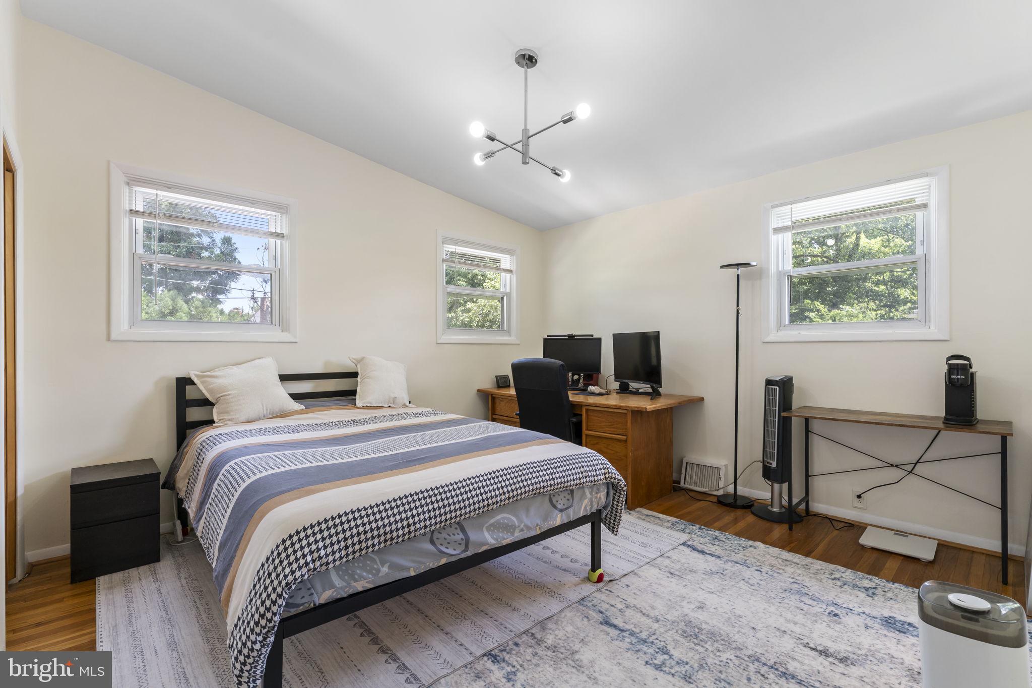 CHATHAM PARK - Residential