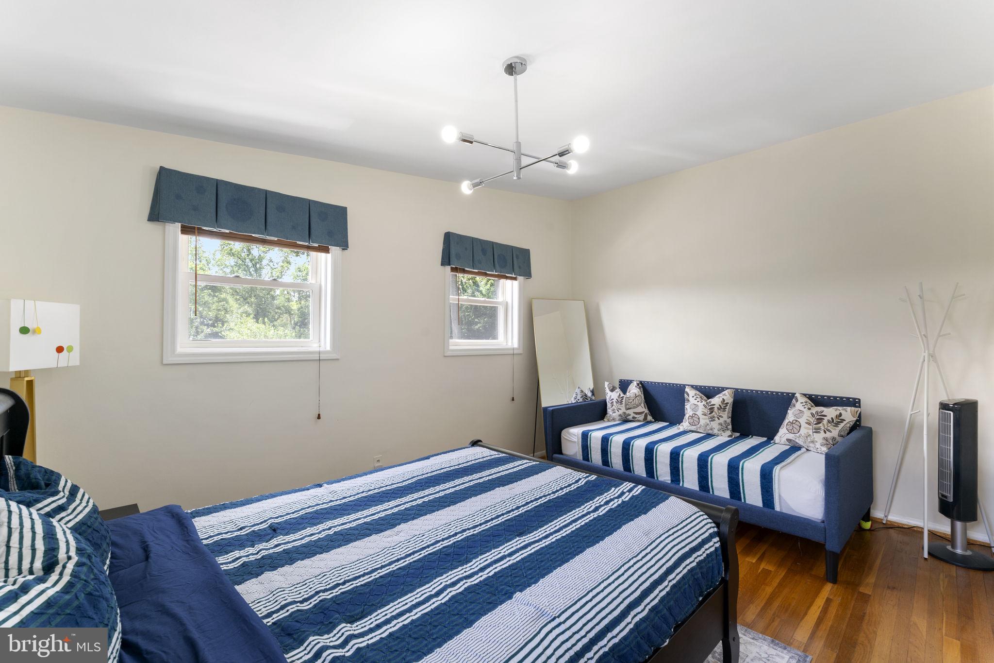 CHATHAM PARK - Residential