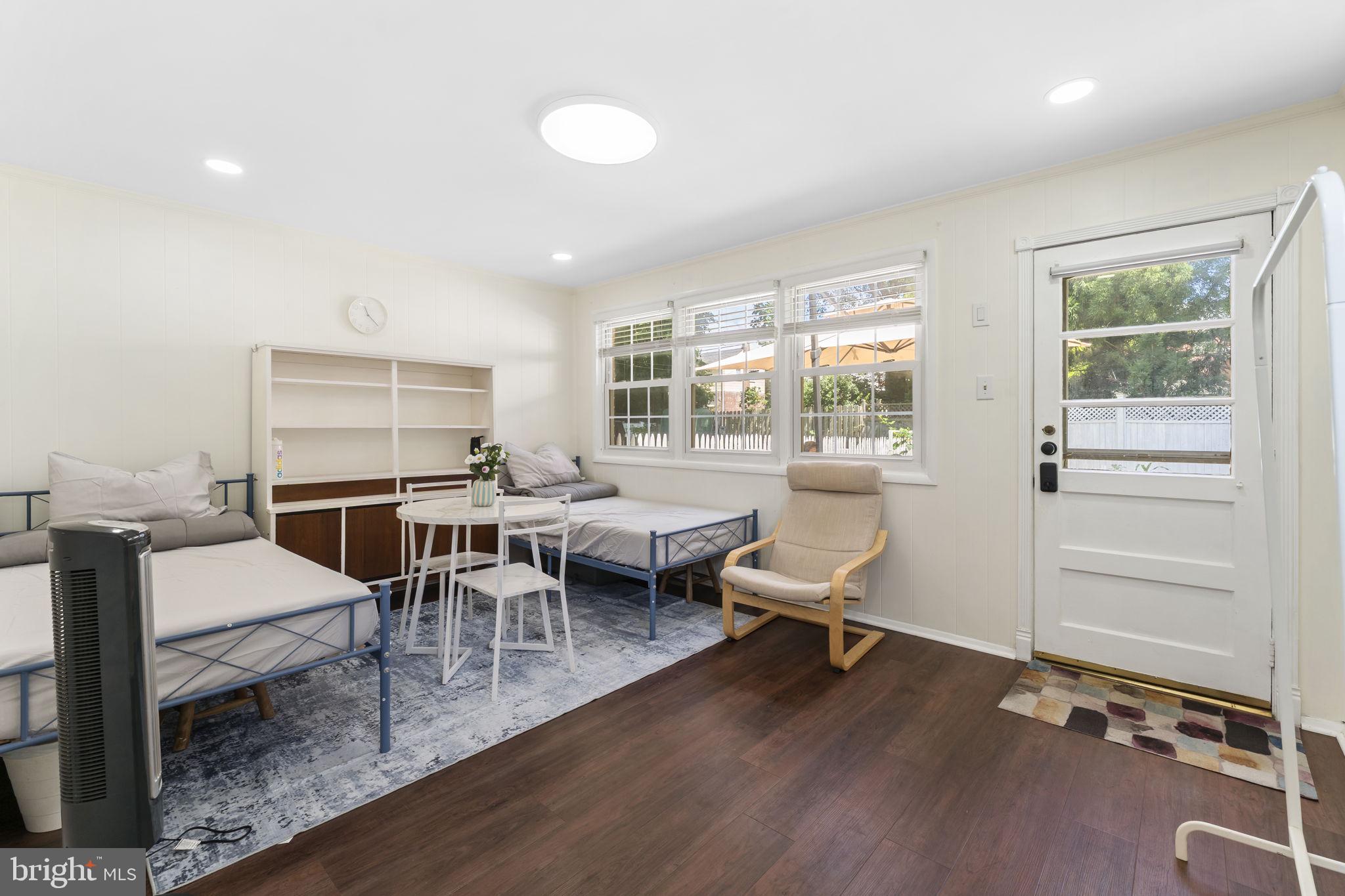 CHATHAM PARK - Residential