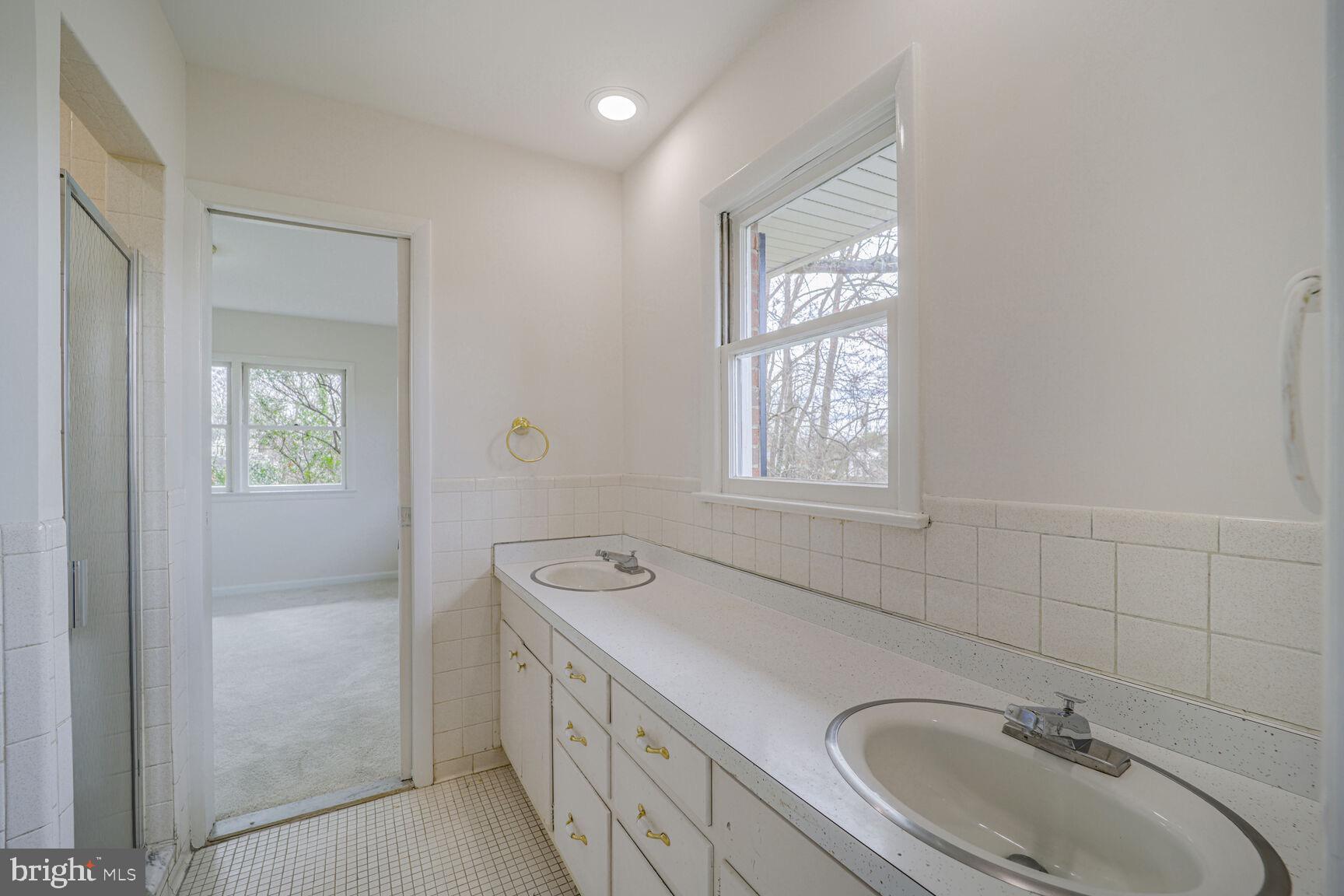 BROOK HILLS ESTATE - Residential