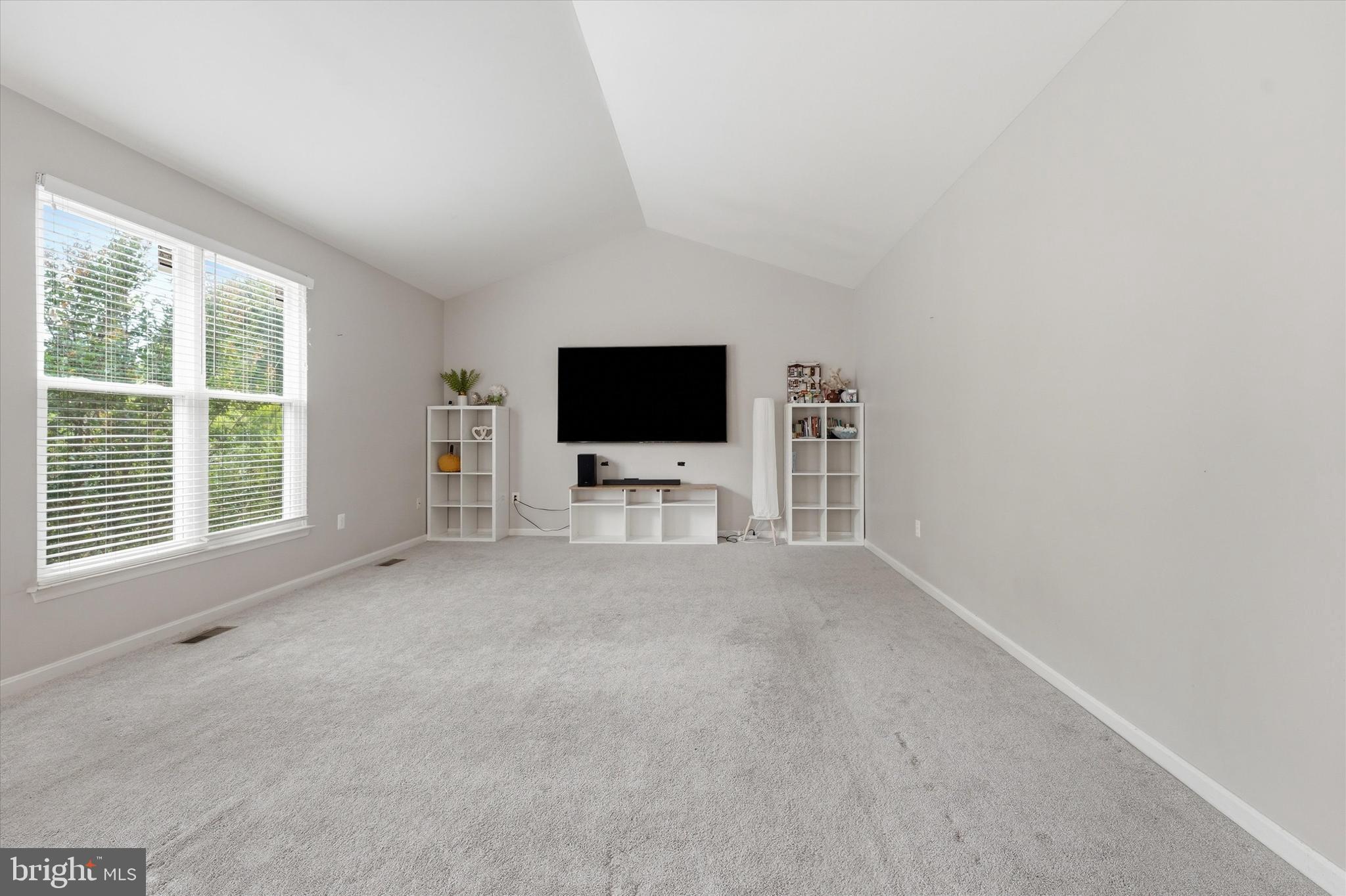 WHITTIER - Residential