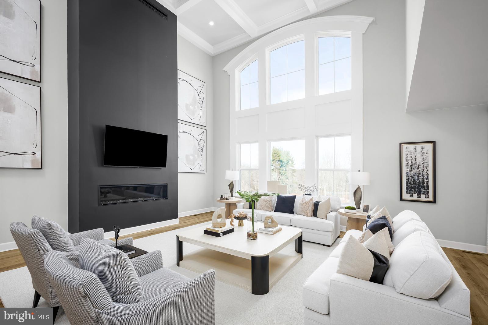 BRINTON LAKE ESTATES - Residential