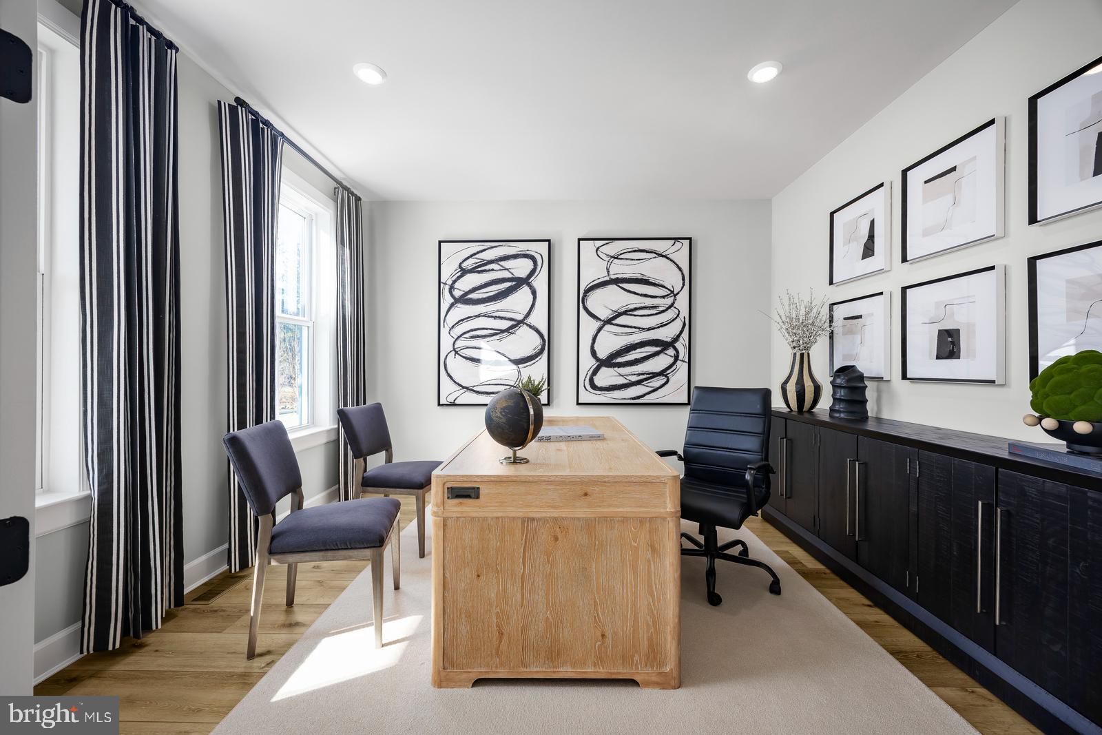 BRINTON LAKE ESTATES - Residential