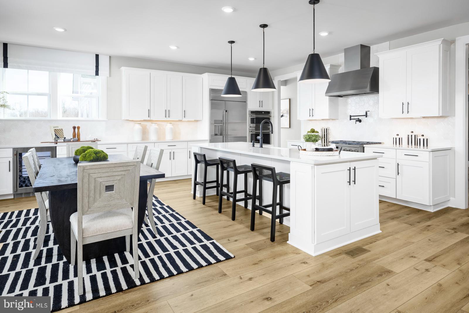 BRINTON LAKE ESTATES - Residential