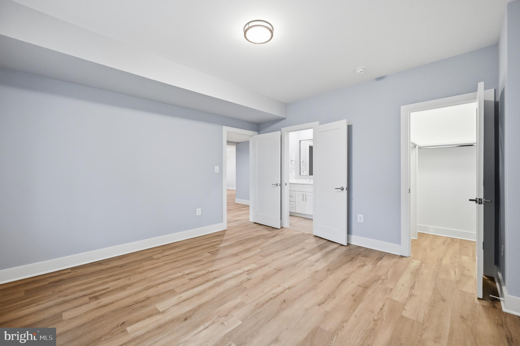 VIENNA HILLS - Residential