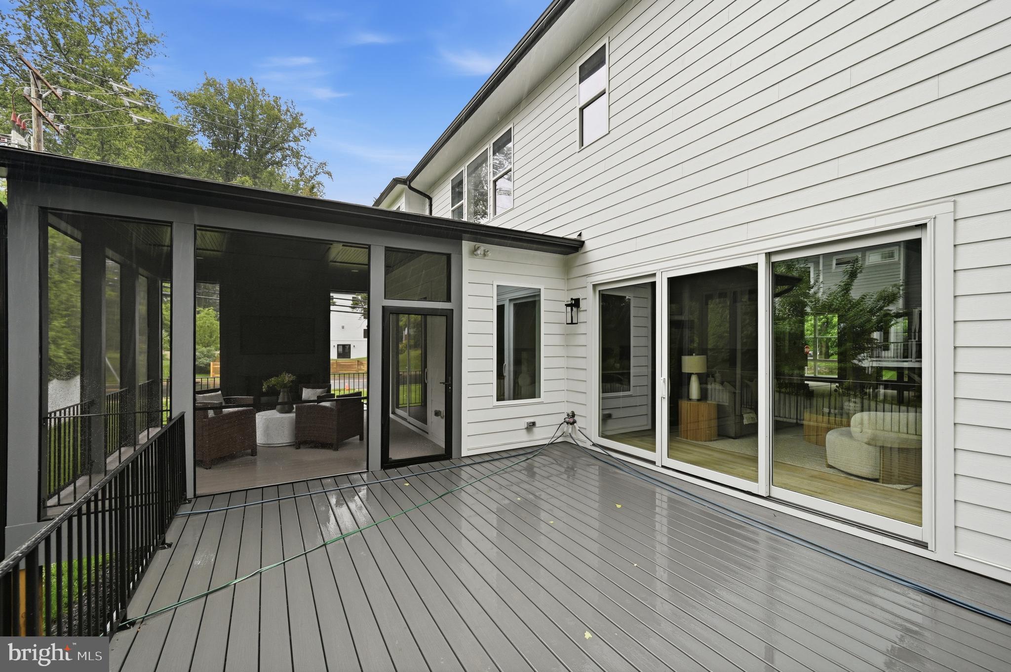 VIENNA HILLS - Residential
