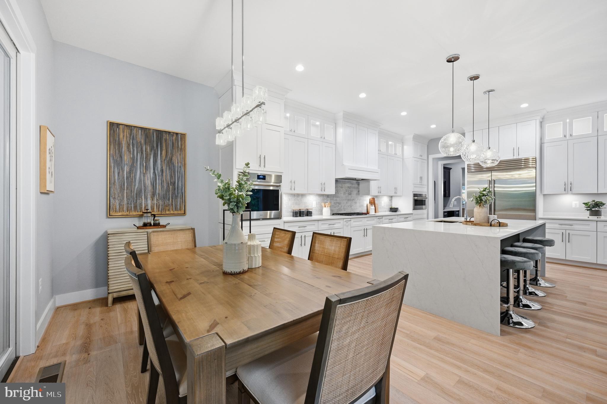 VIENNA HILLS - Residential