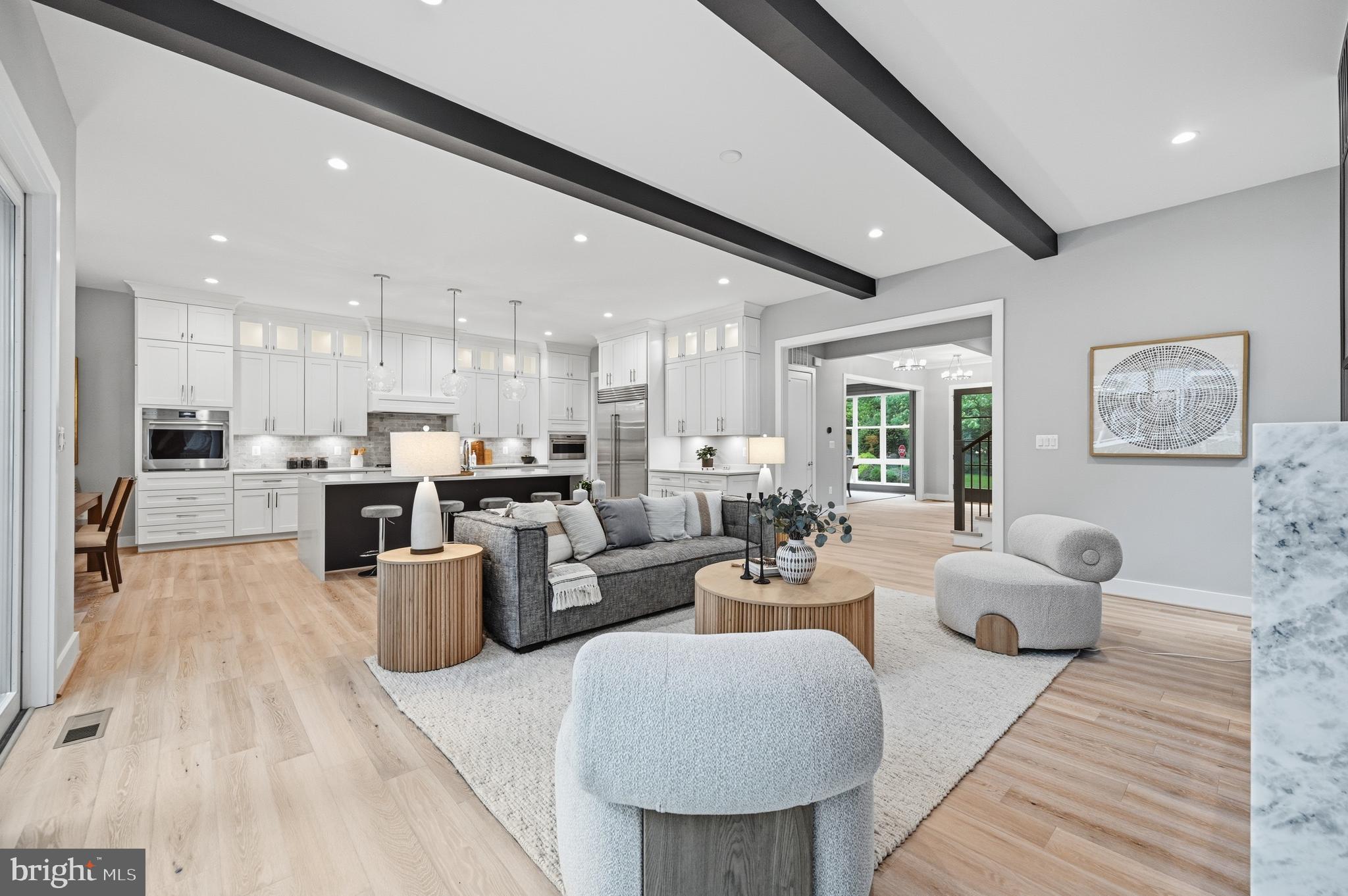VIENNA HILLS - Residential