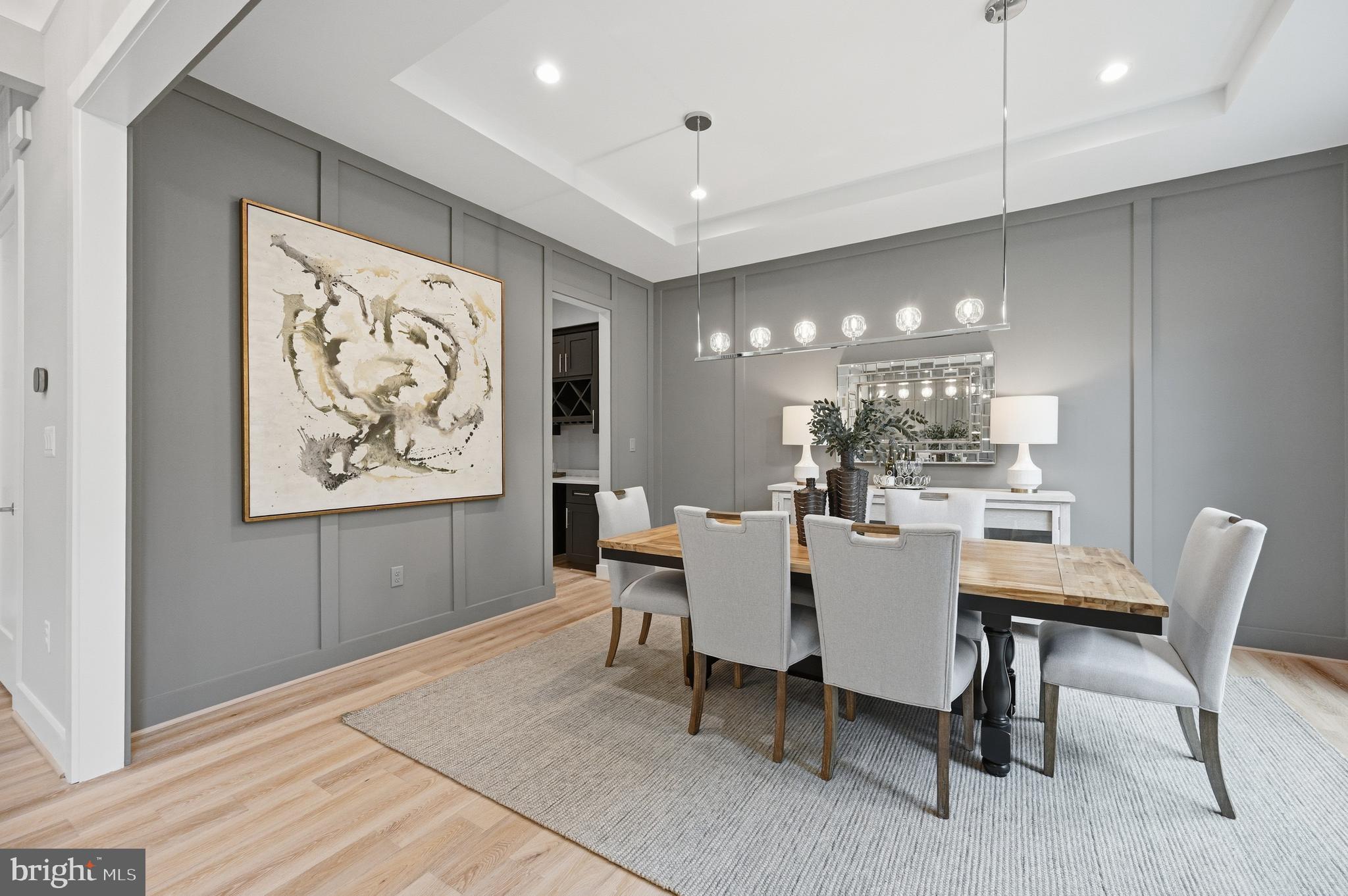 VIENNA HILLS - Residential