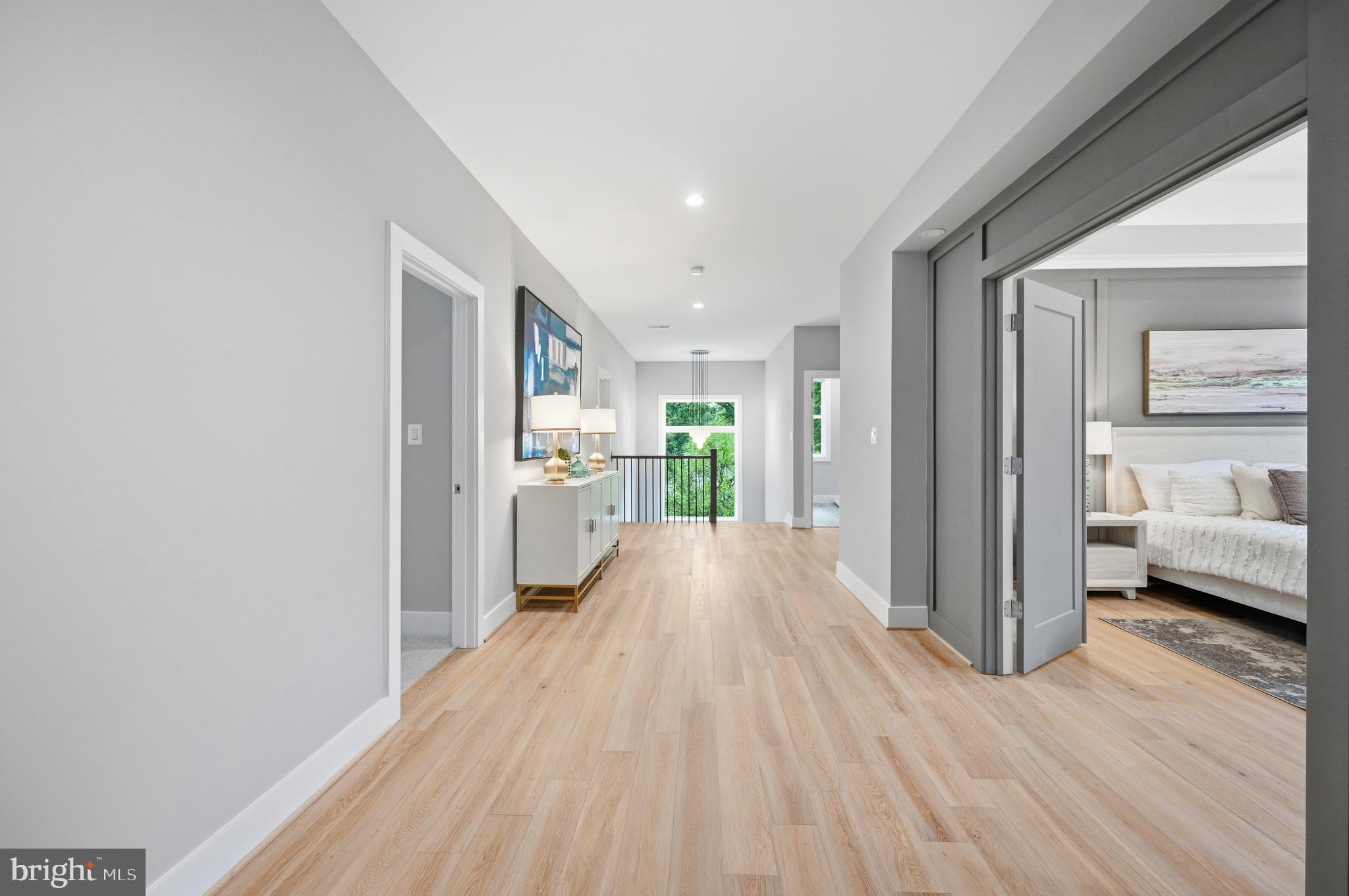 VIENNA HILLS - Residential