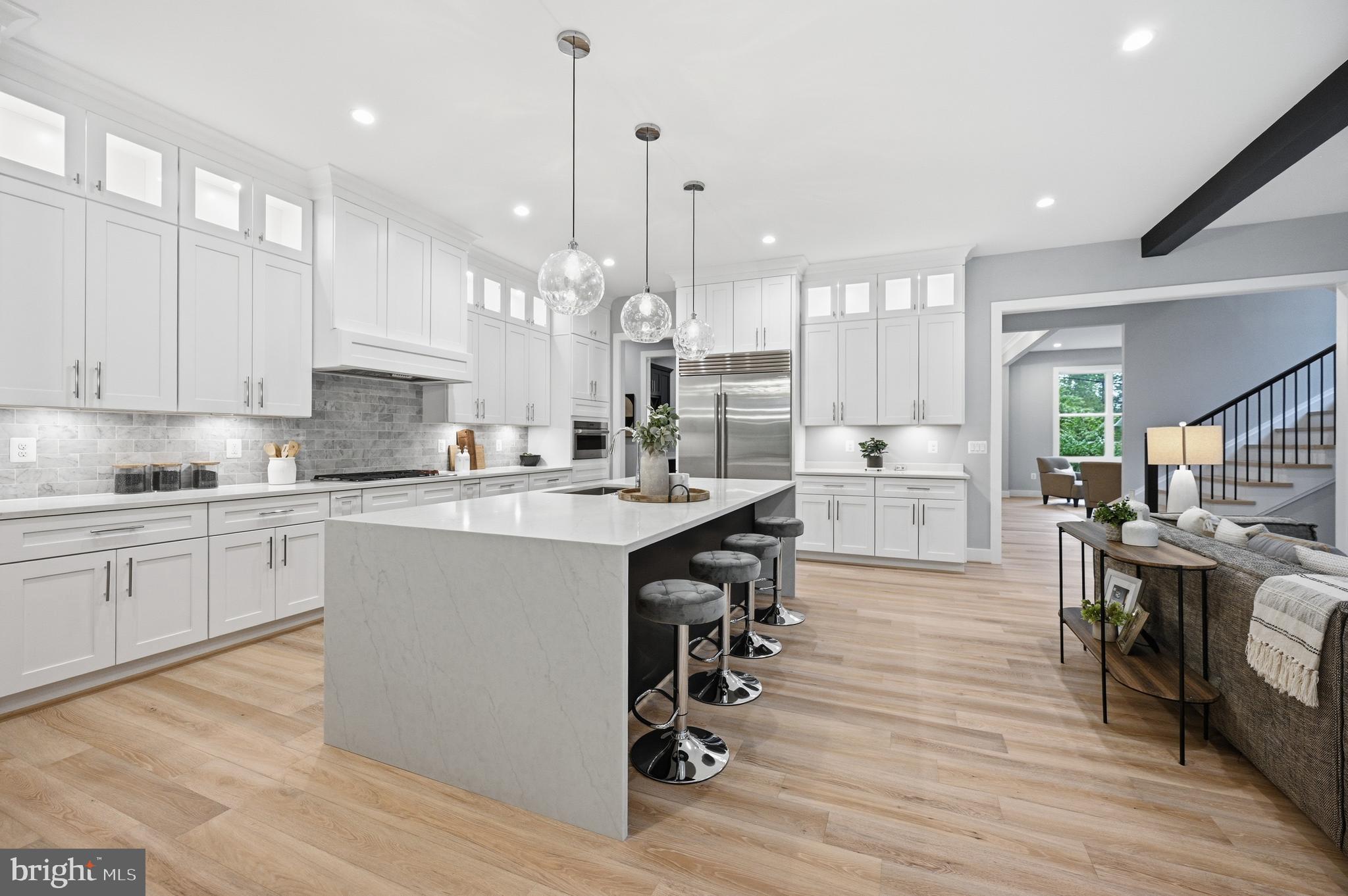 VIENNA HILLS - Residential