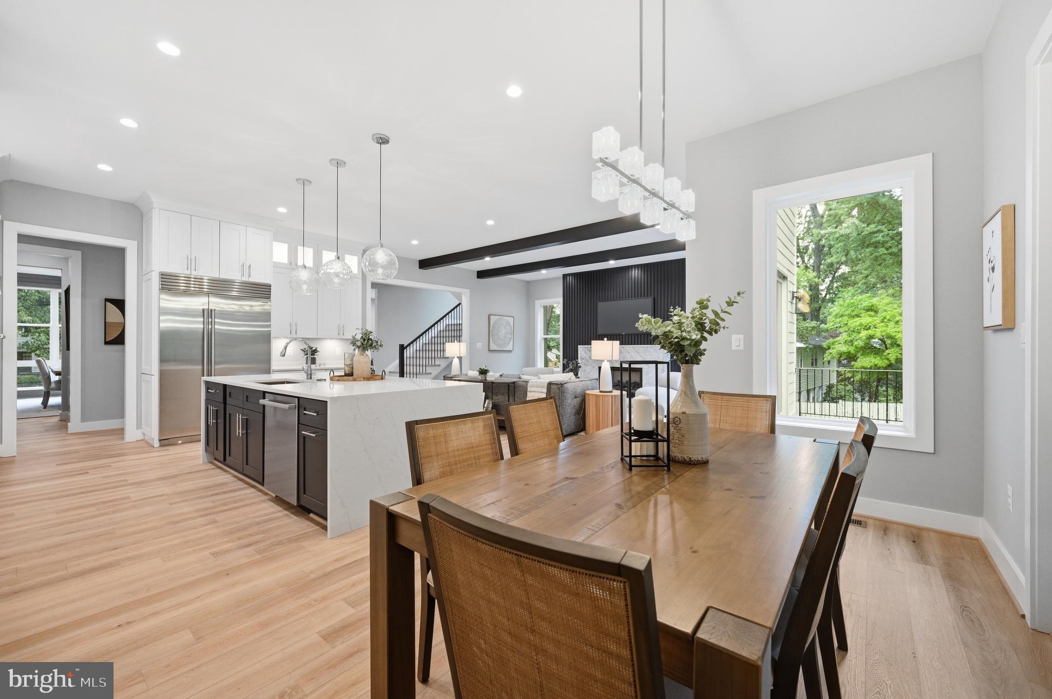 VIENNA HILLS - Residential