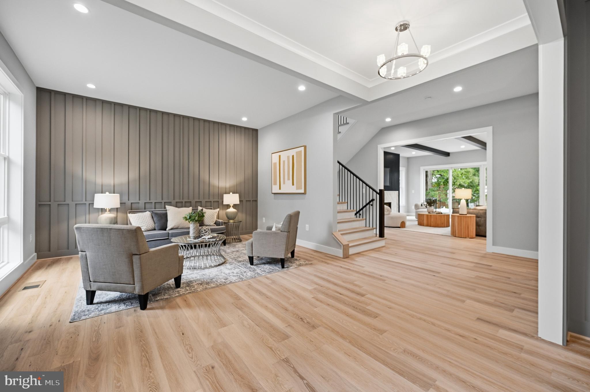 VIENNA HILLS - Residential