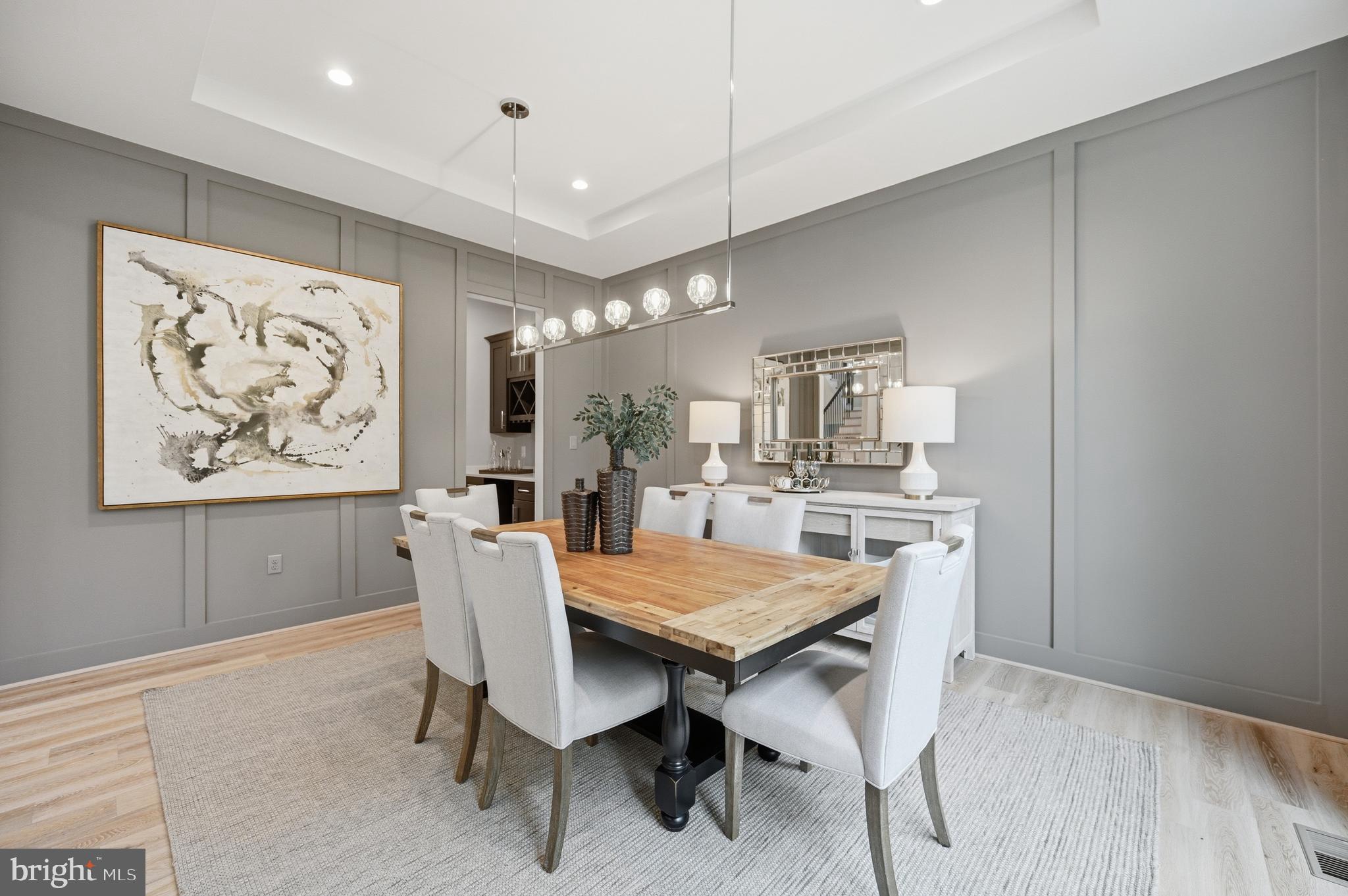 VIENNA HILLS - Residential