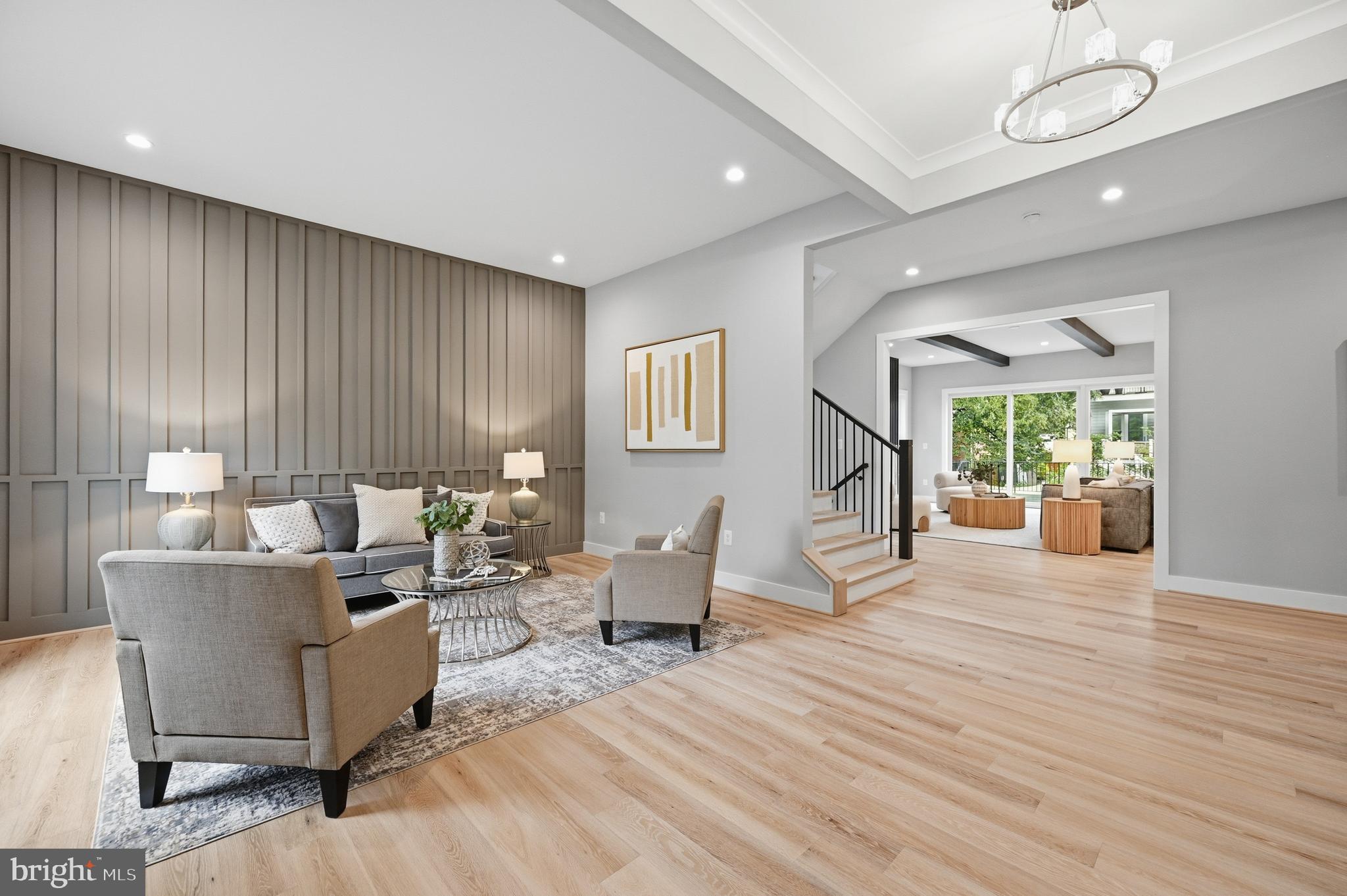 VIENNA HILLS - Residential
