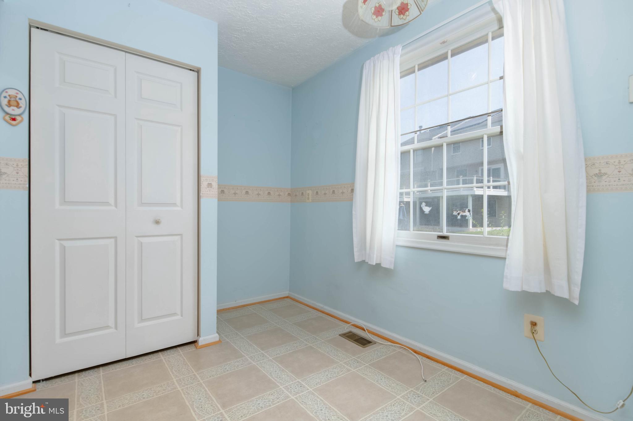 VILLAGE OF SILVER HALL - Residential