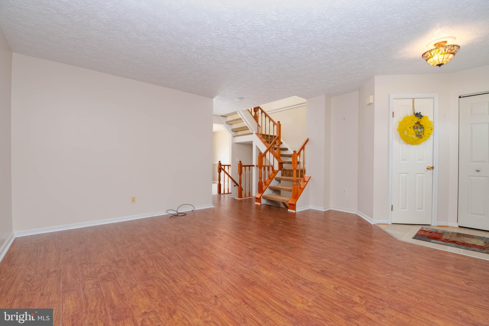 VILLAGE OF SILVER HALL - Residential