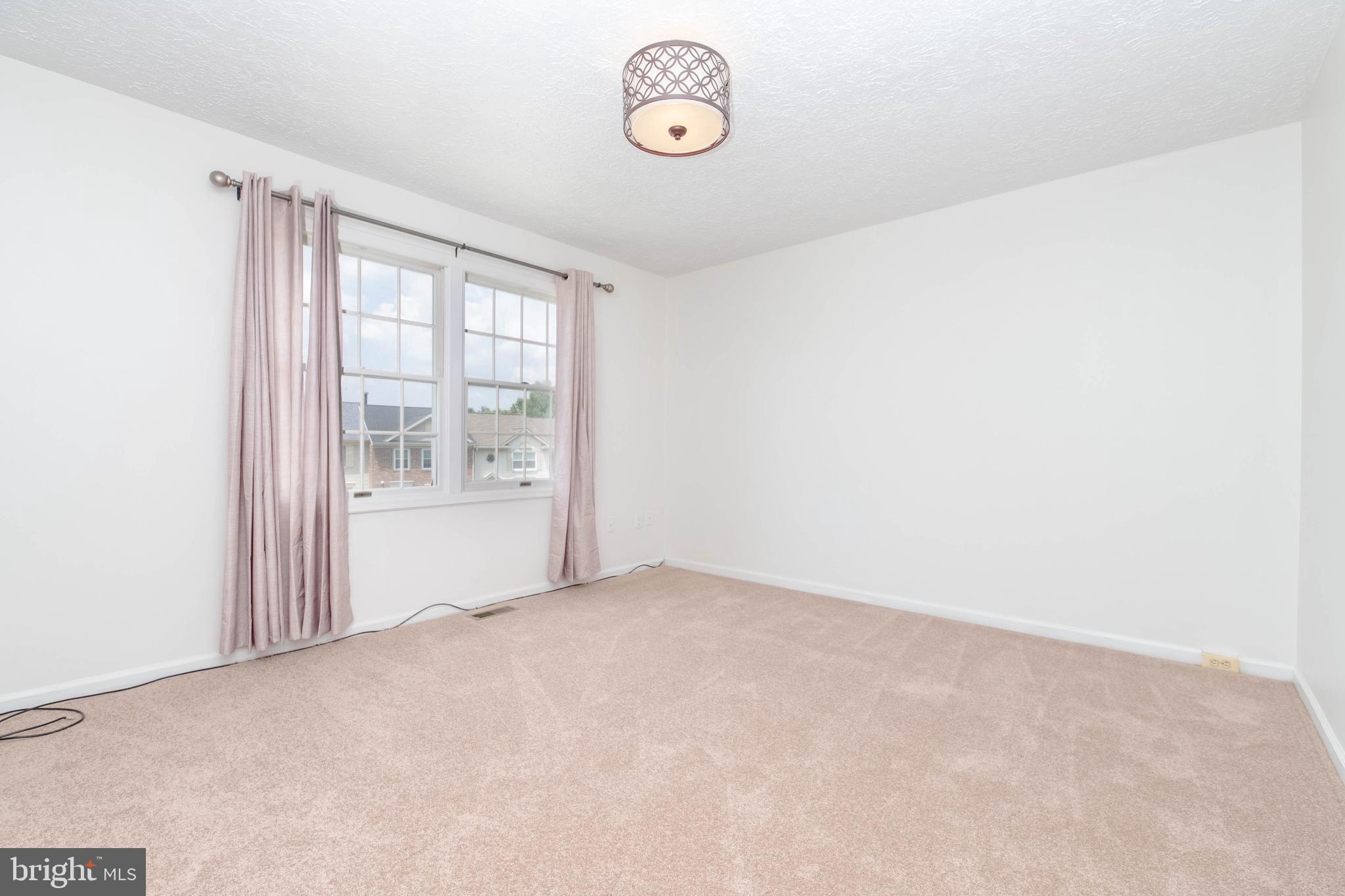 VILLAGE OF SILVER HALL - Residential