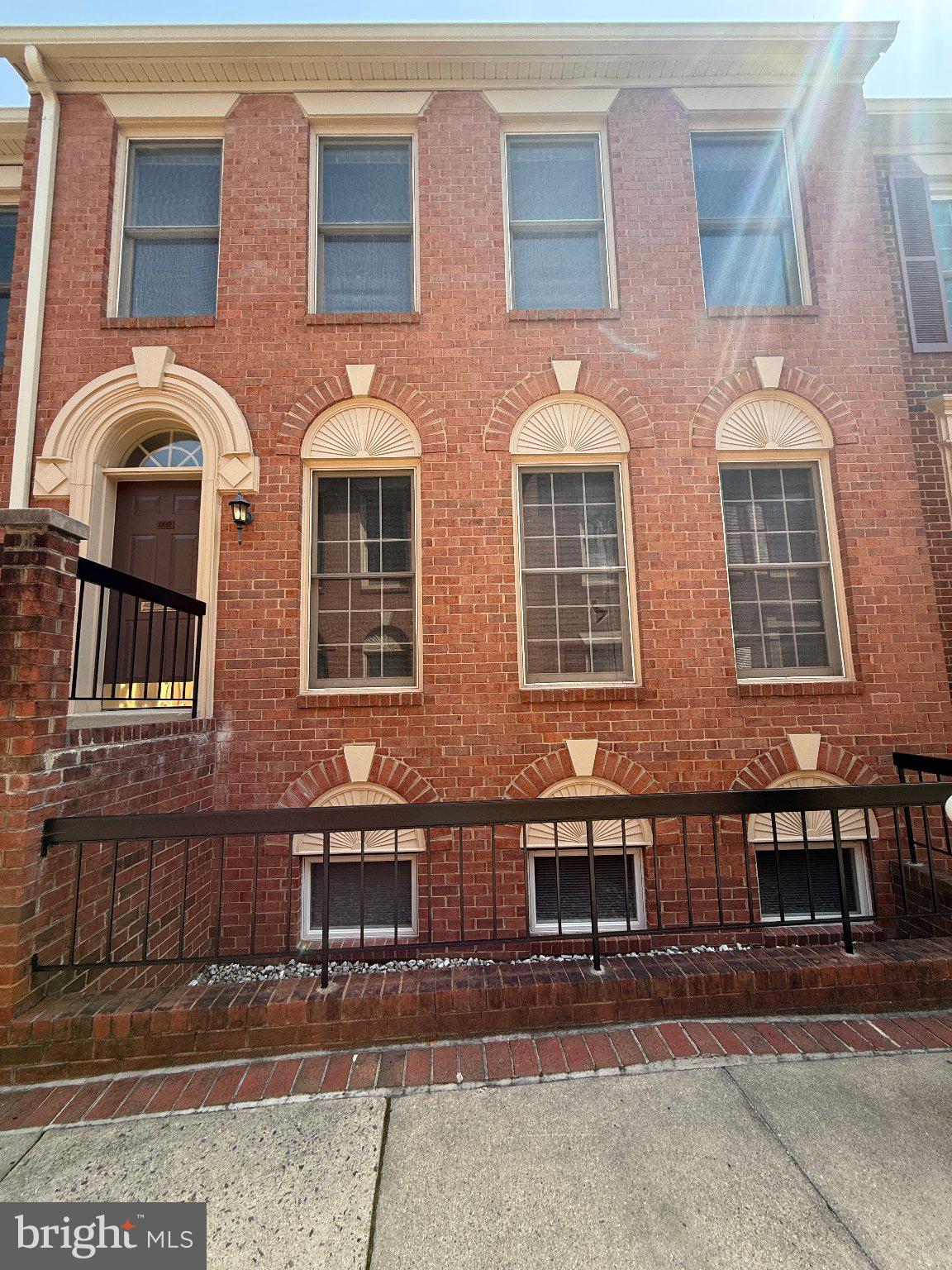 JUDICIAL COURT CONDOS - Commercial Sale