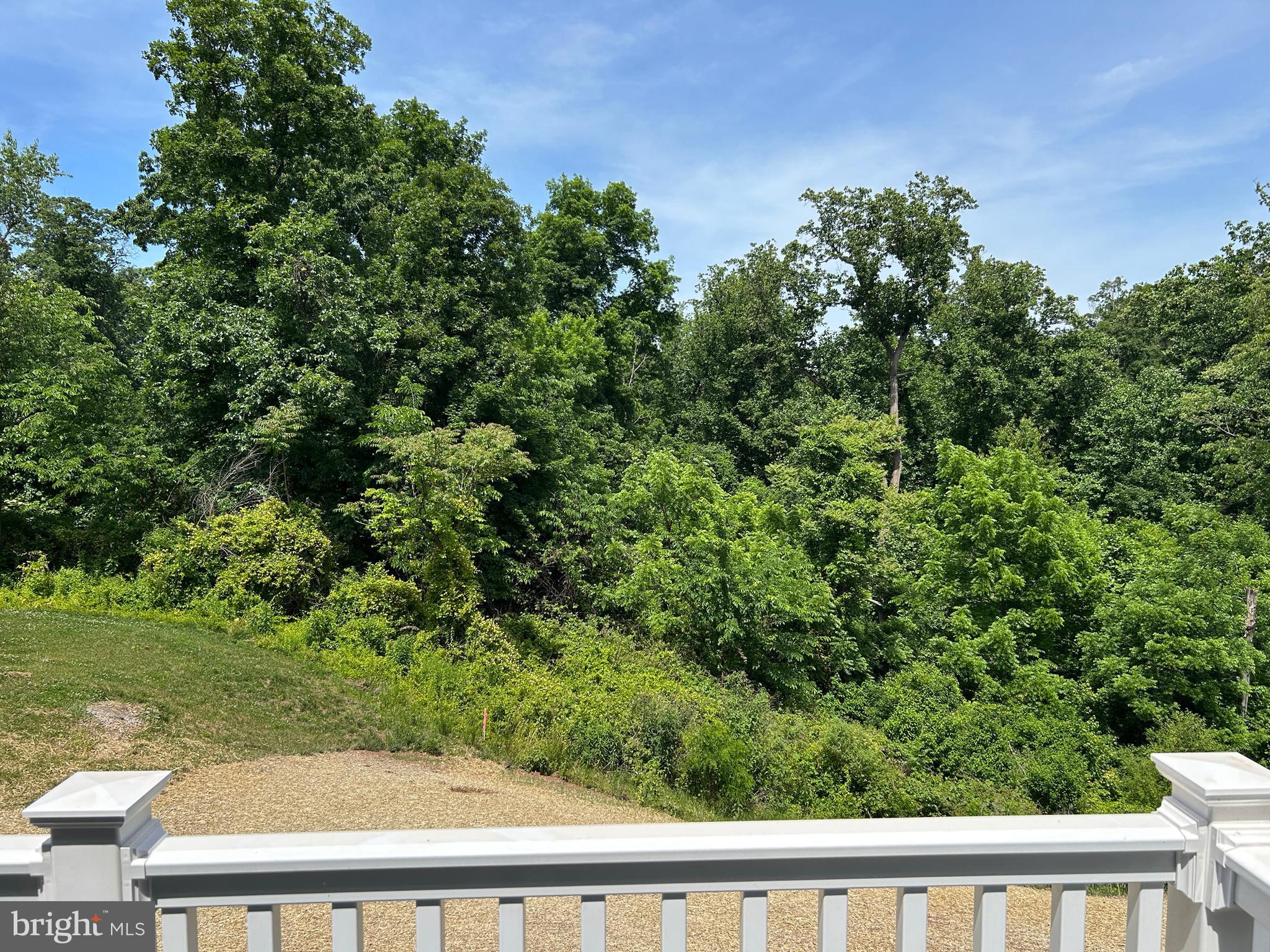 WOODLAND HILLS - Residential