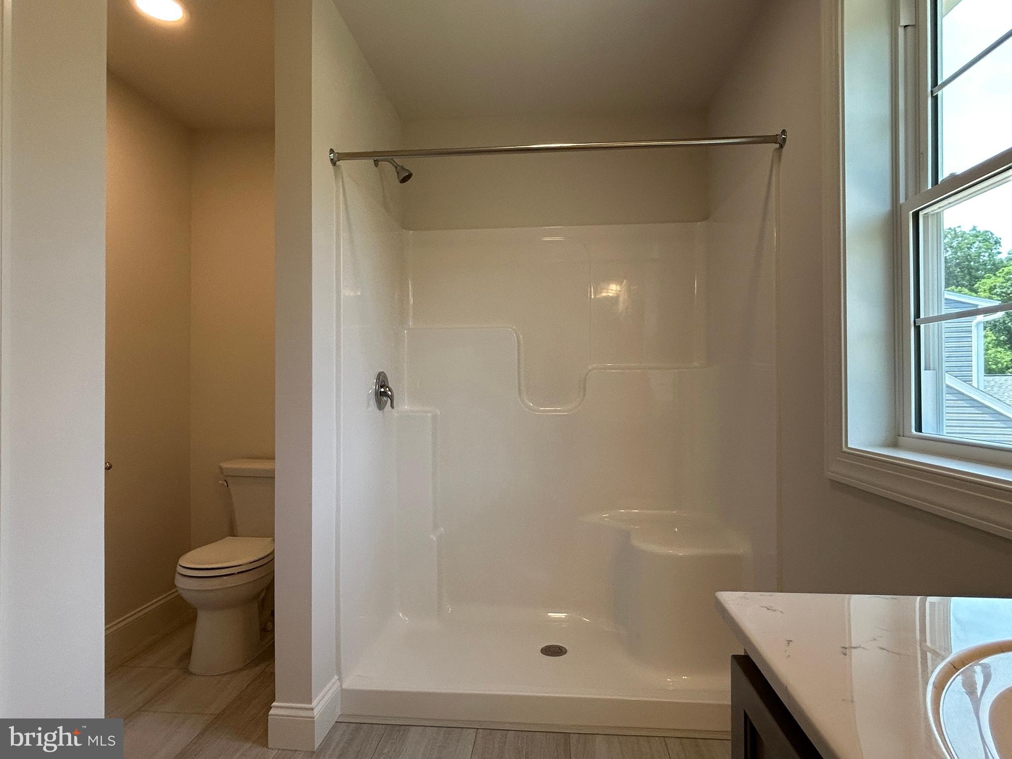 WOODLAND HILLS - Residential