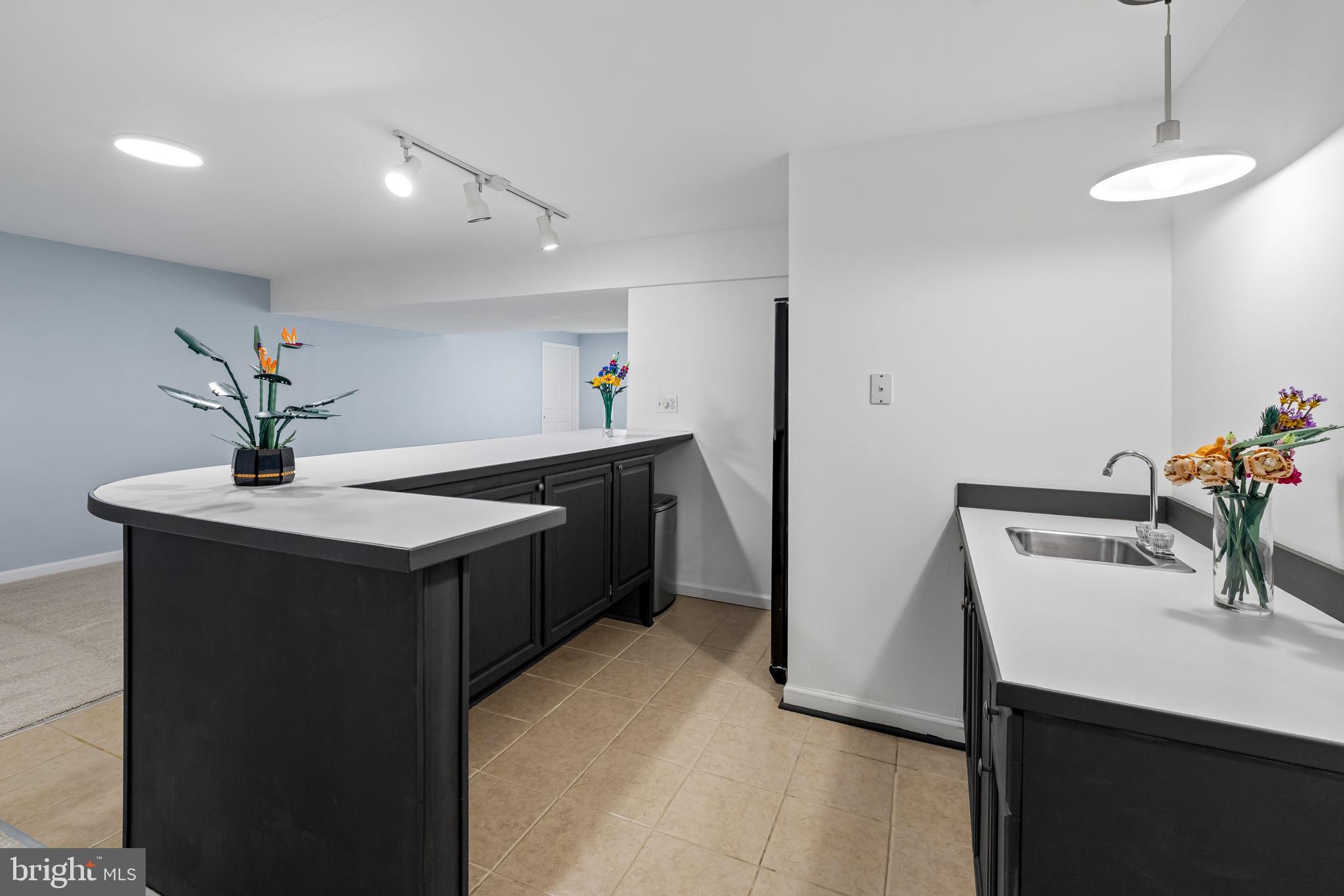 TURF VALLEY - Residential
