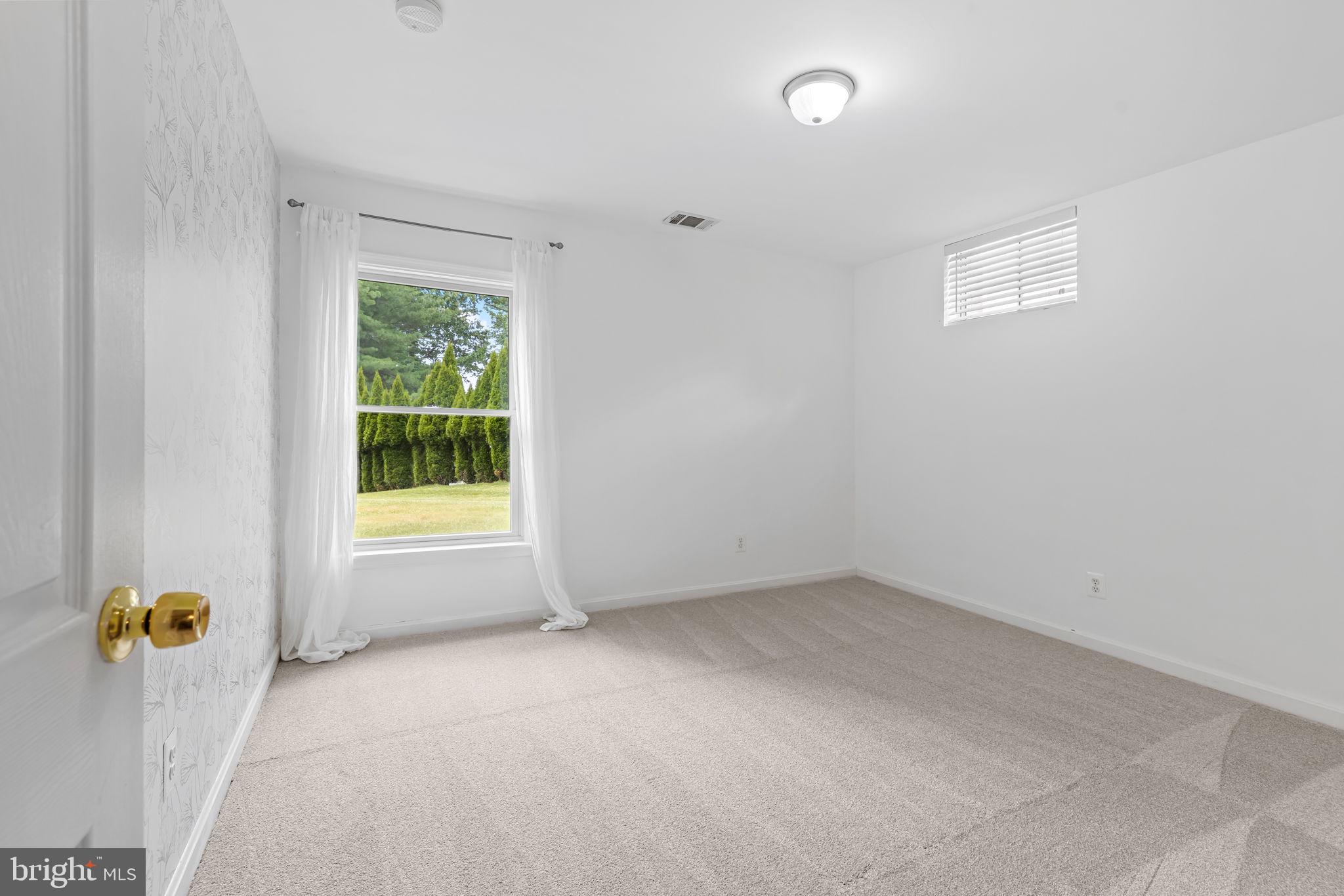 TURF VALLEY - Residential