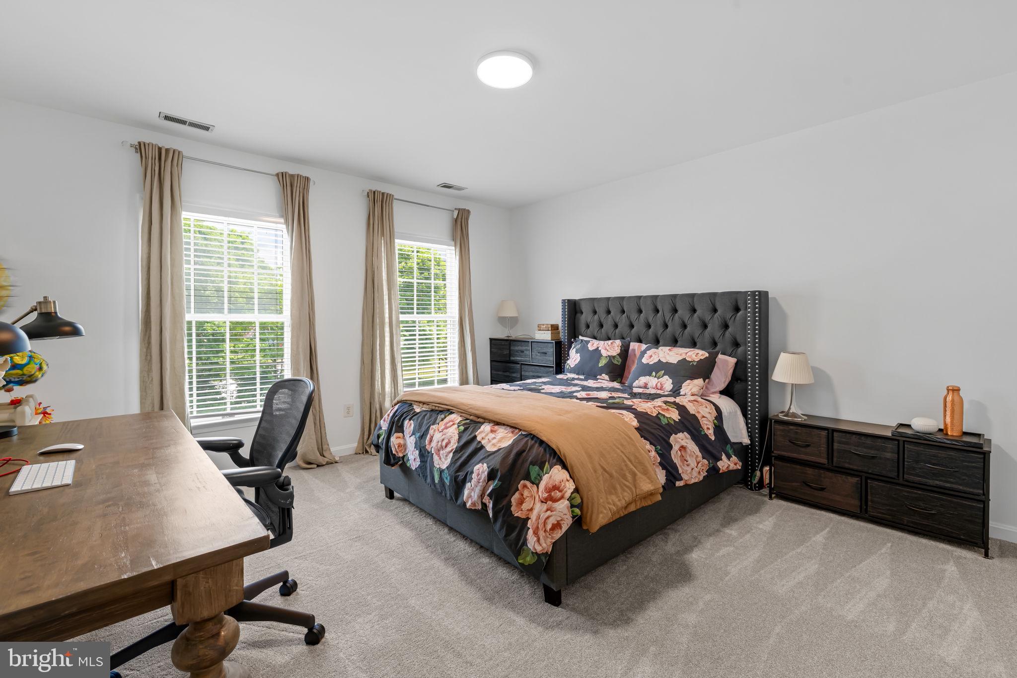 TURF VALLEY - Residential
