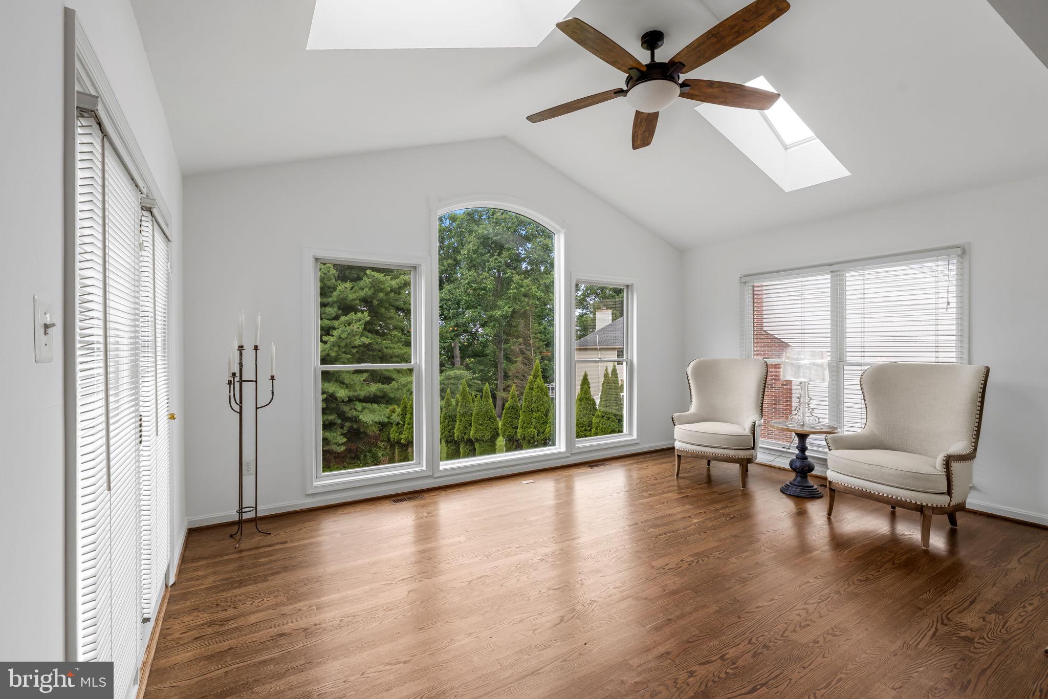TURF VALLEY - Residential