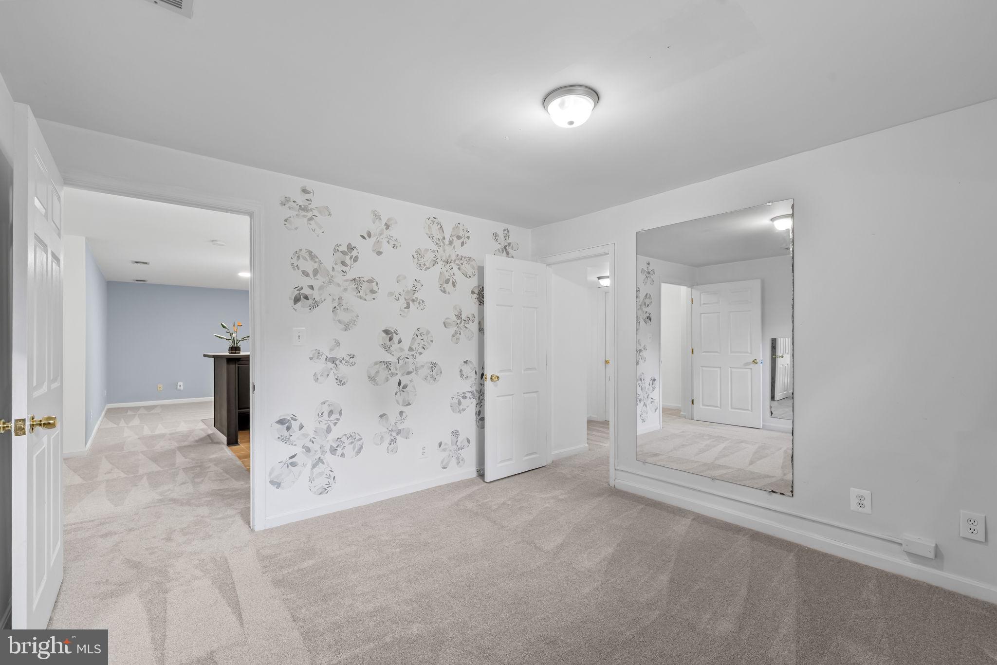 TURF VALLEY - Residential