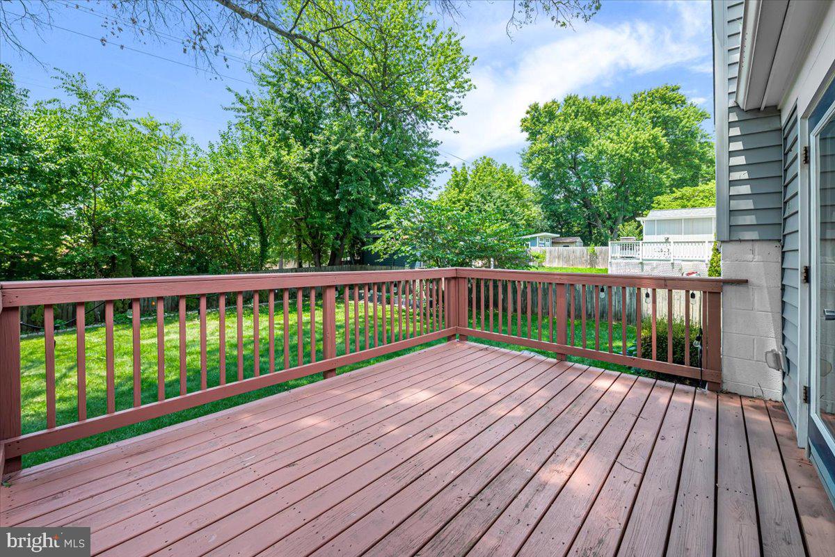 ROCK CREEK PALISADES - Residential