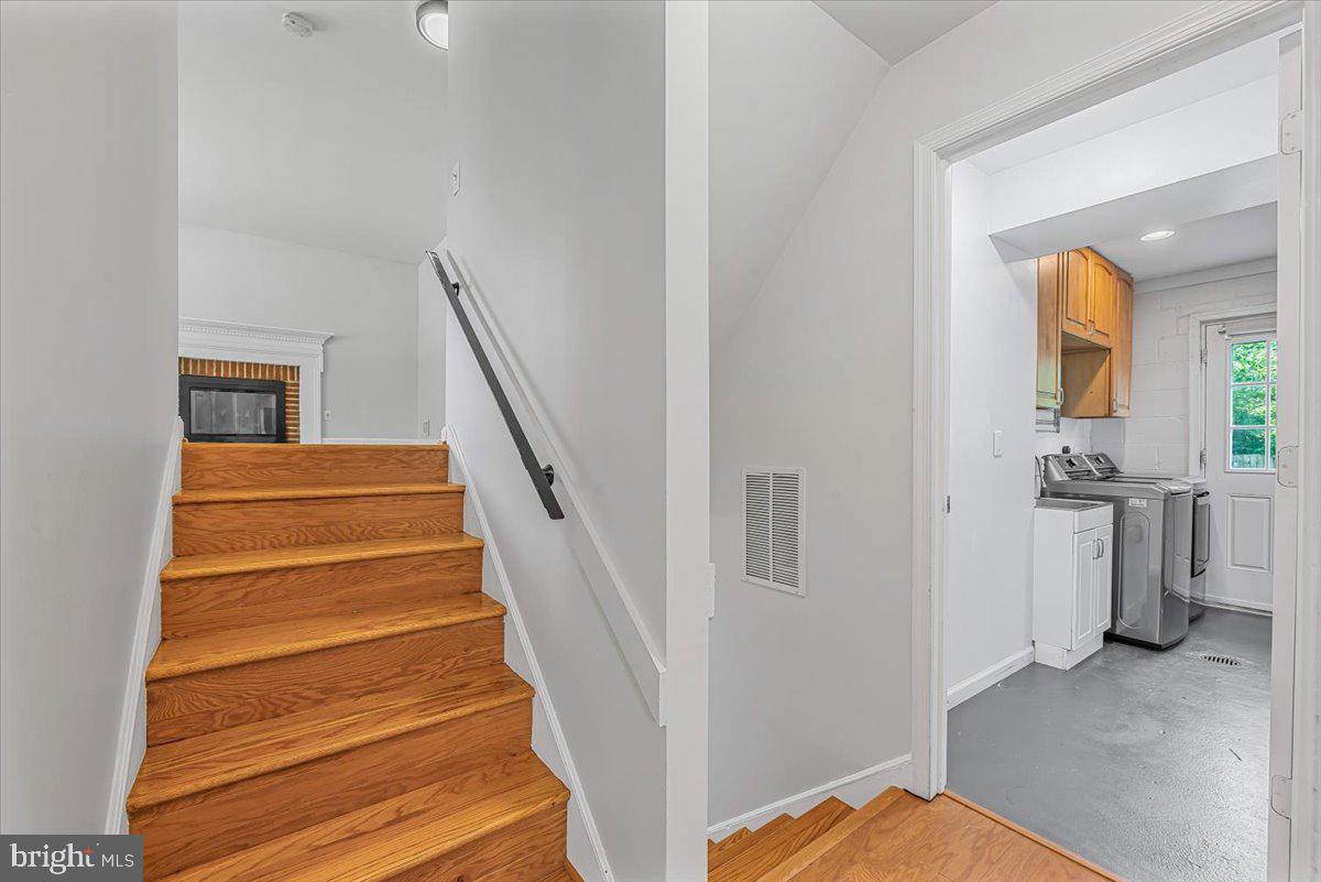 ROCK CREEK PALISADES - Residential