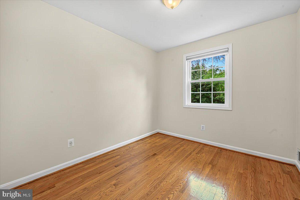ROCK CREEK PALISADES - Residential
