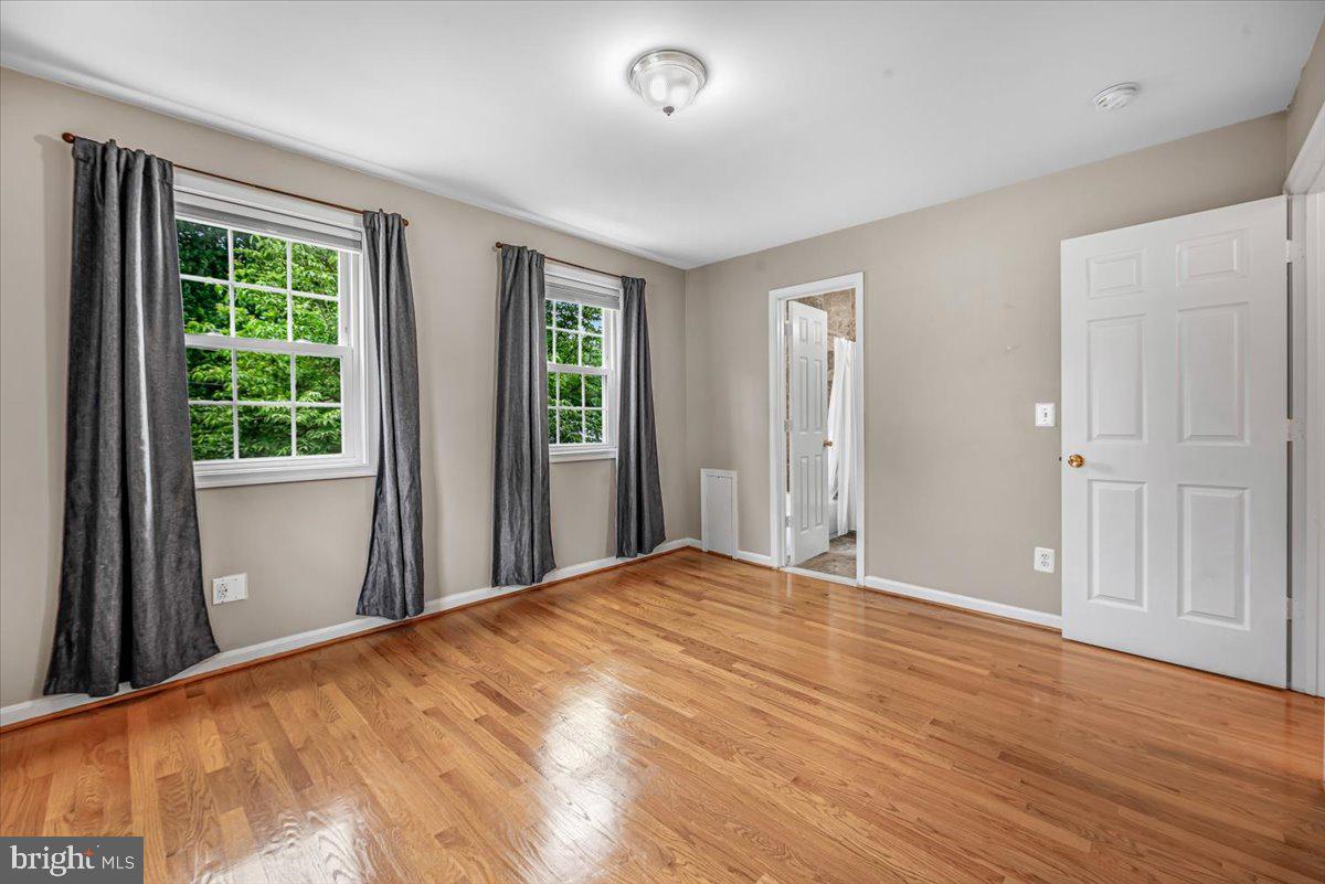 ROCK CREEK PALISADES - Residential